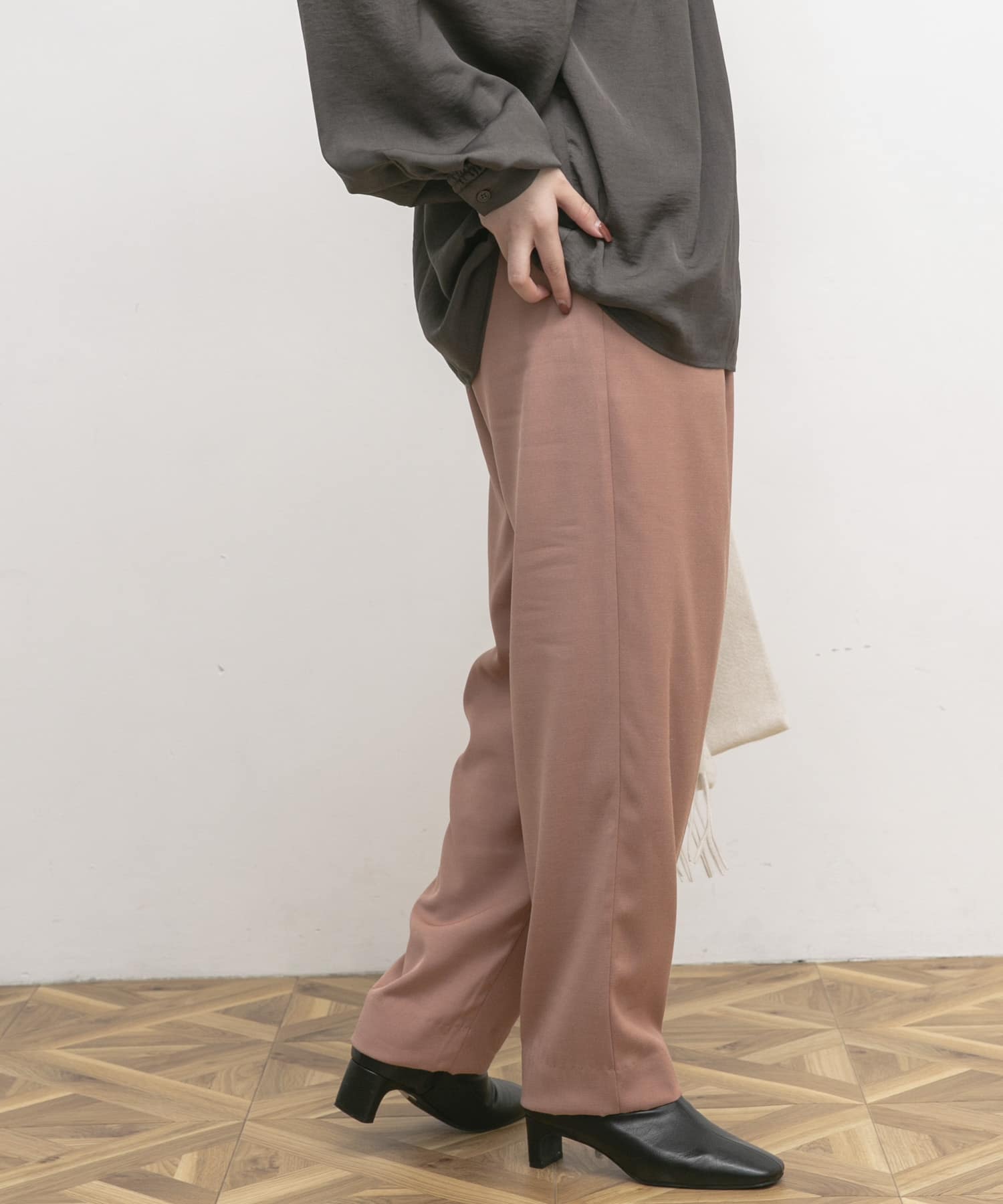 身長：161cm サイズ：36