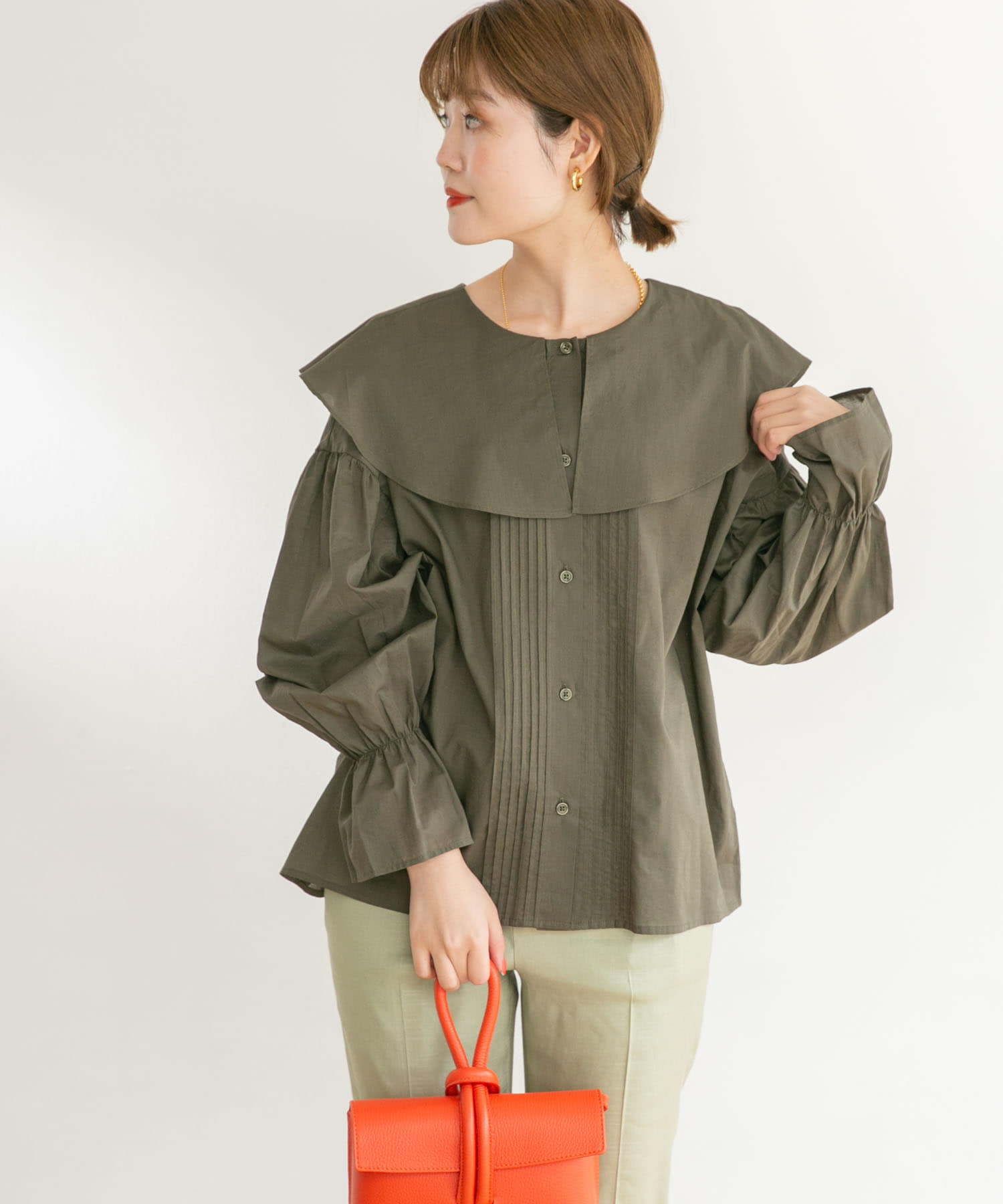 コットンラッフルカラーブラウス KHAKI FREE