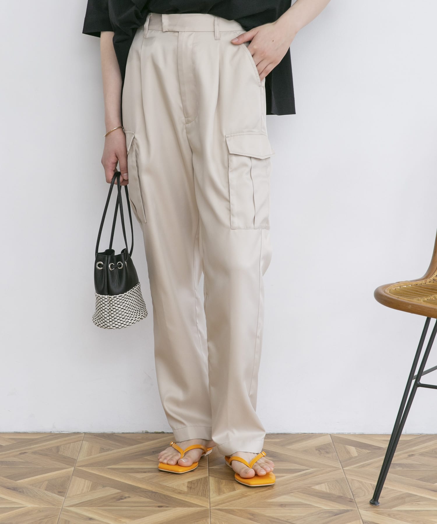 L.BEIGE