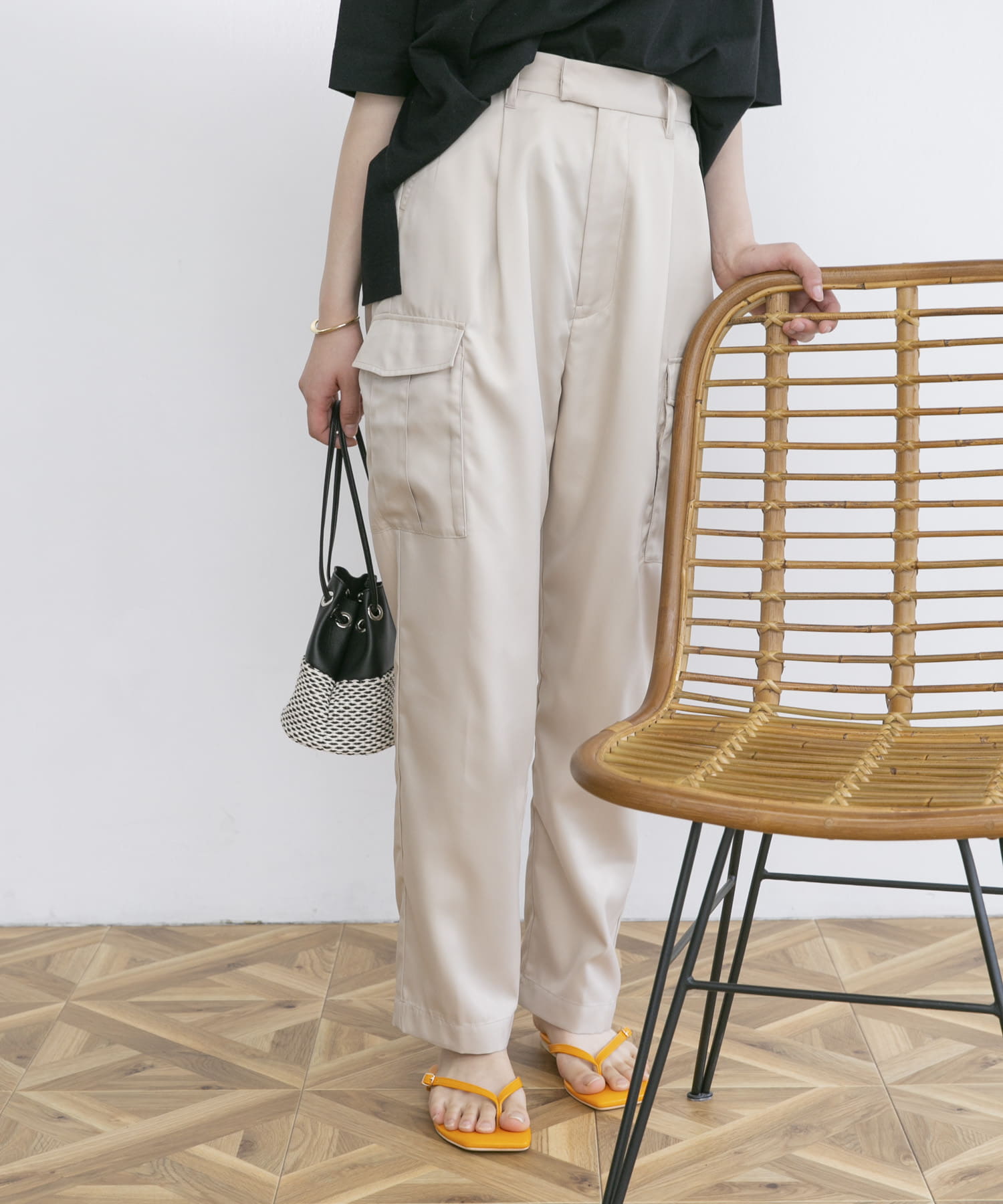 L.BEIGE