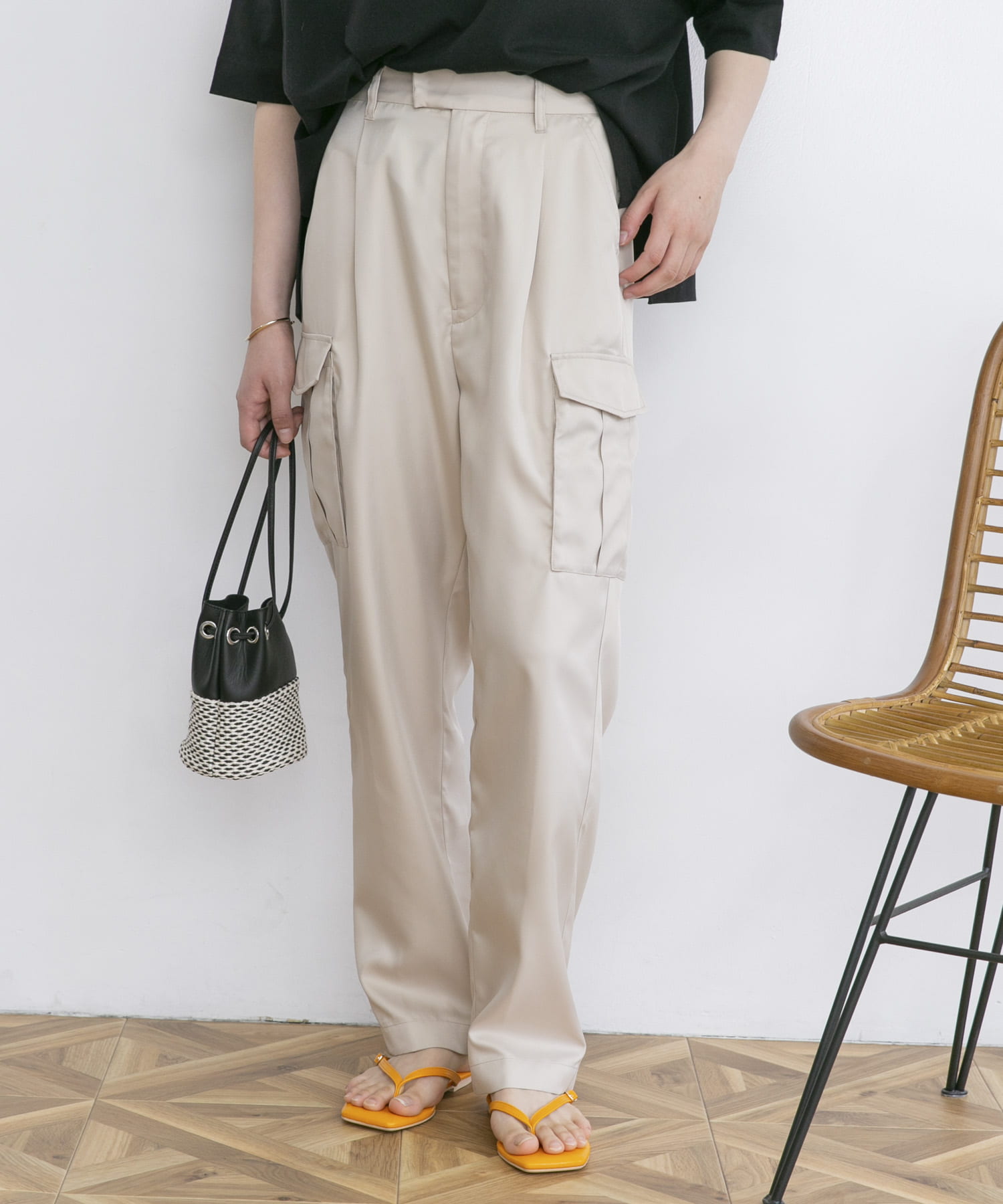 L.BEIGE