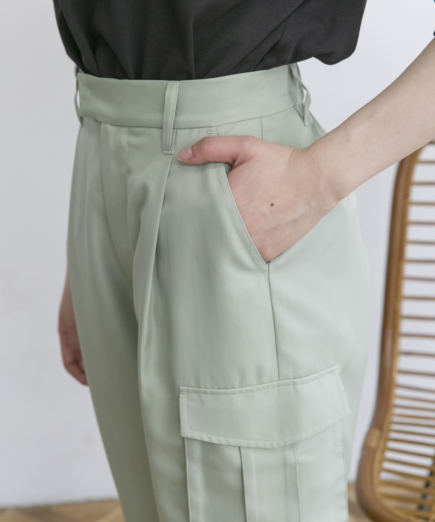 ナローカーゴパンツ L.KHAKI FREE