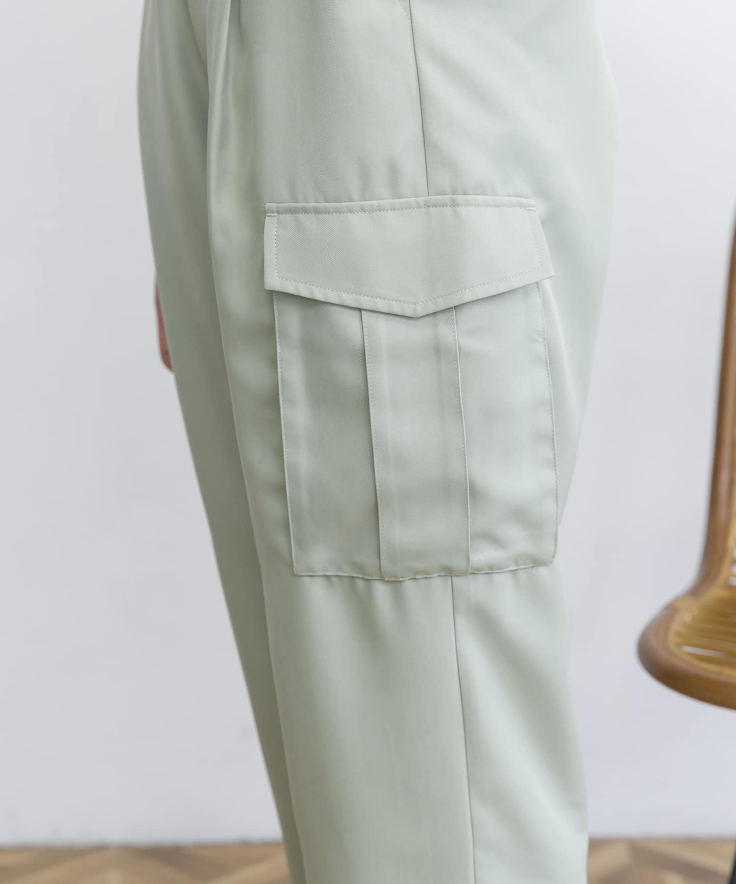 ナローカーゴパンツ L.KHAKI FREE