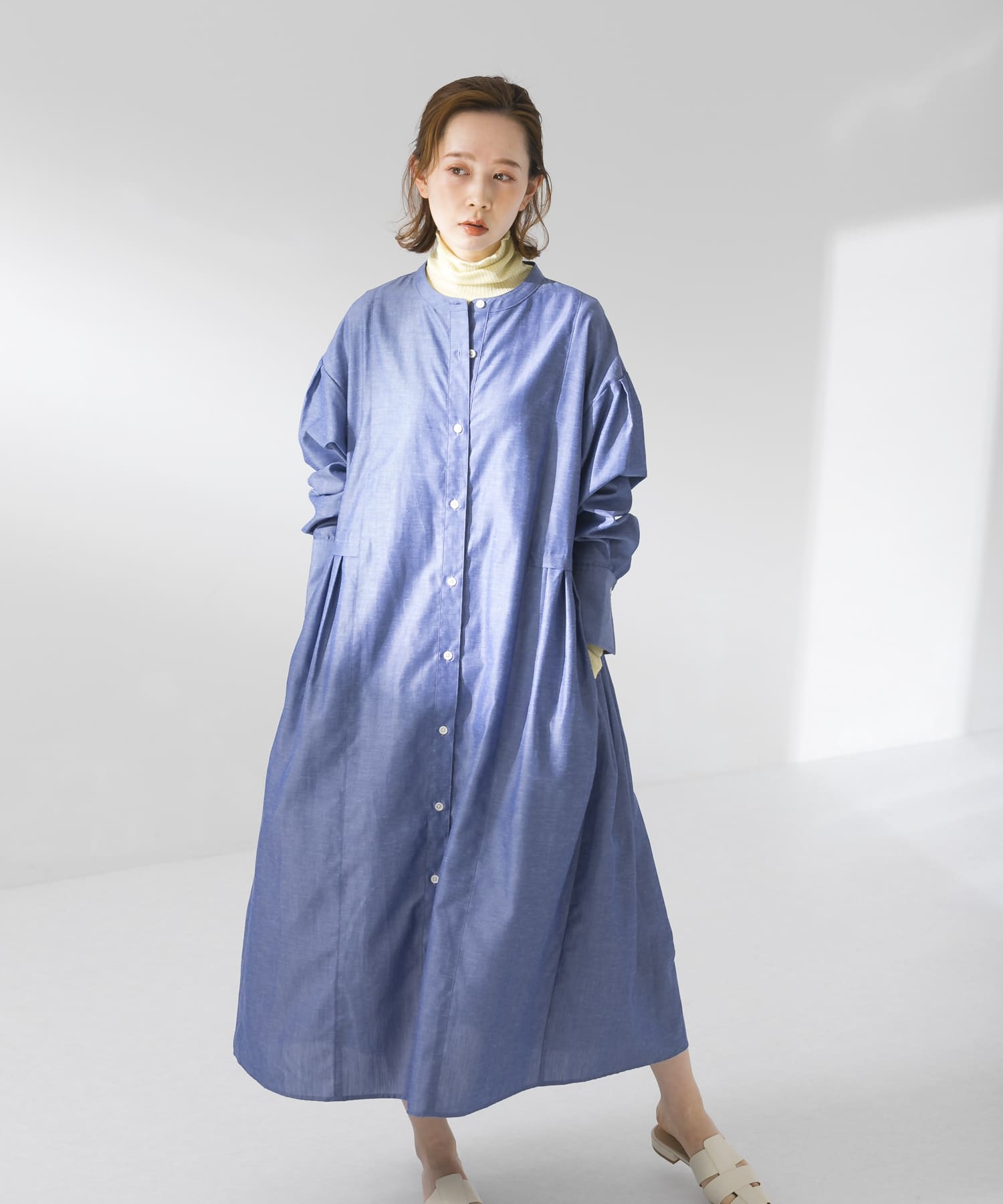 『UR TECH Smart Linen Touch』ウエストタックワンピース CHAMBRAY S