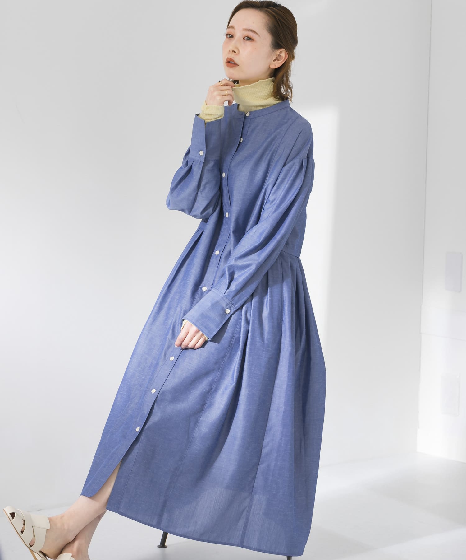 『UR TECH Smart Linen Touch』ウエストタックワンピース CHAMBRAY S