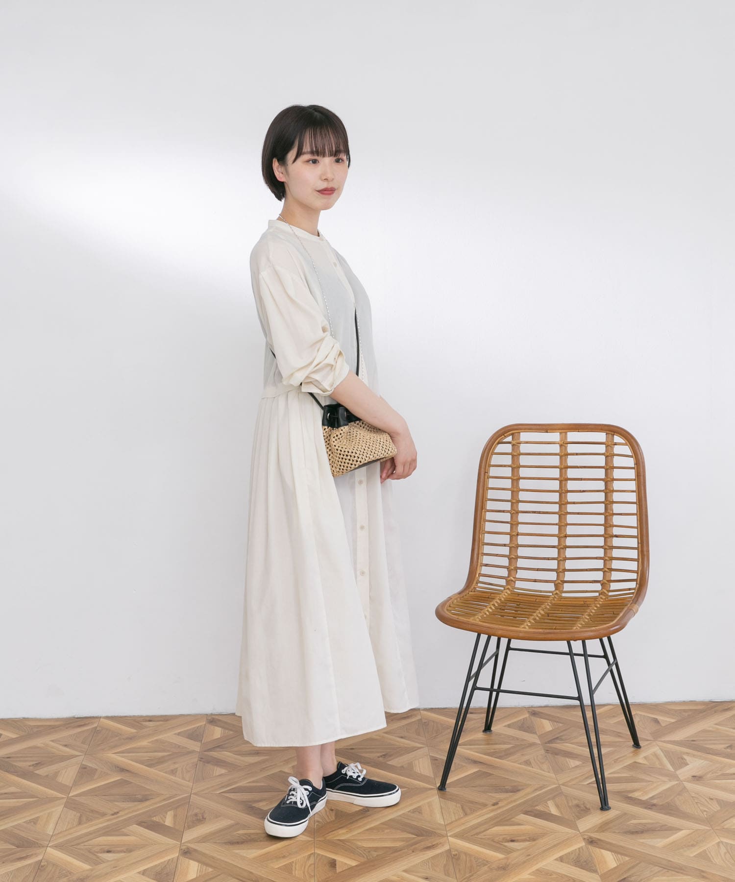 『UR TECH Smart Linen Touch』ウエストタックワンピース ECRU S