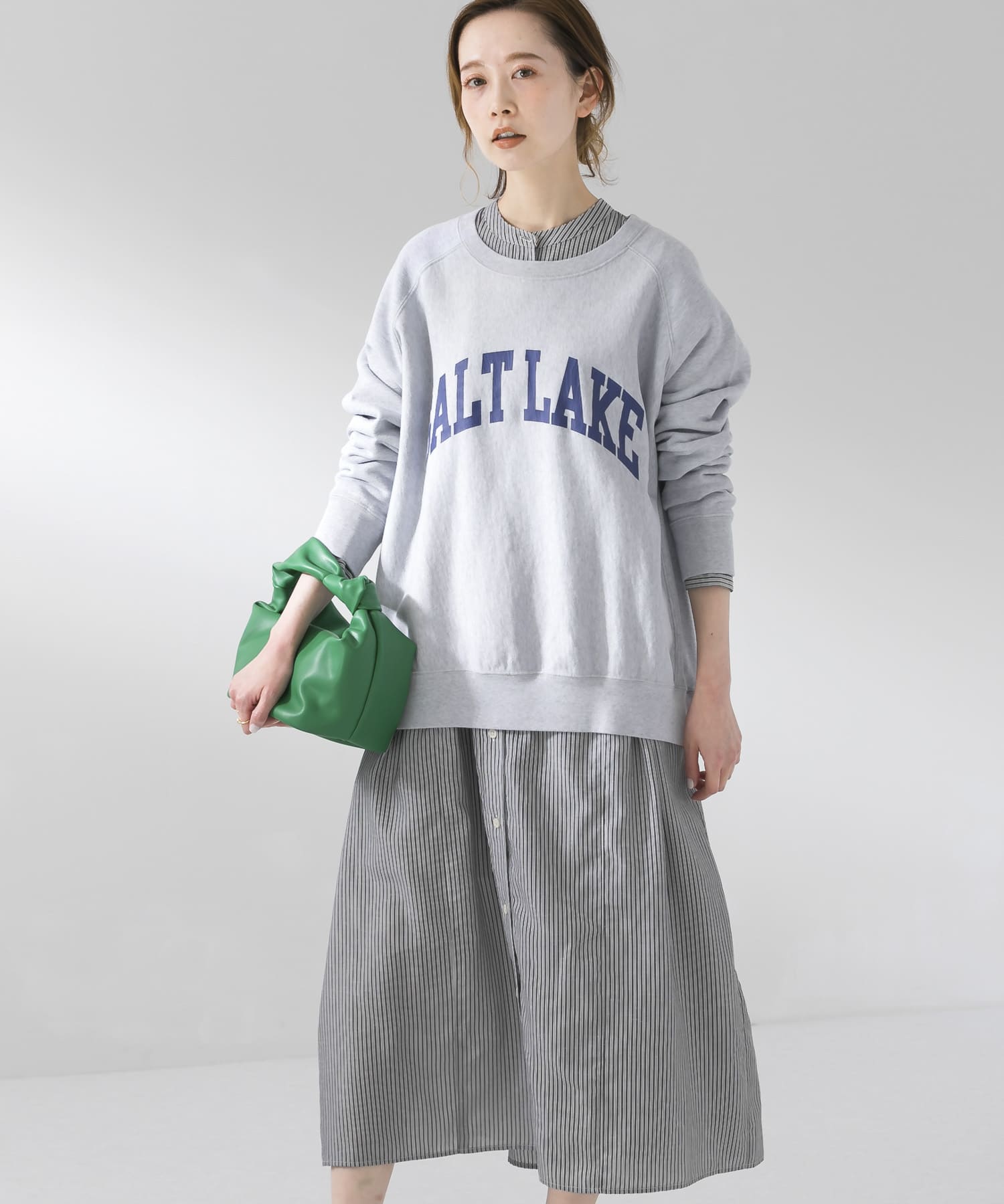 『UR TECH Smart Linen Touch』ウエストタックワンピース BLACK×OFF S