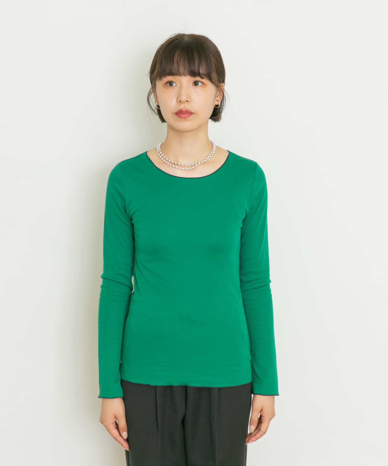 GREEN