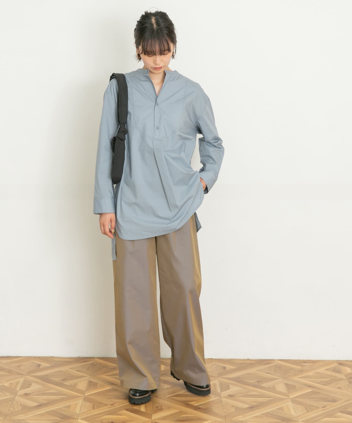 BLUE GRAY