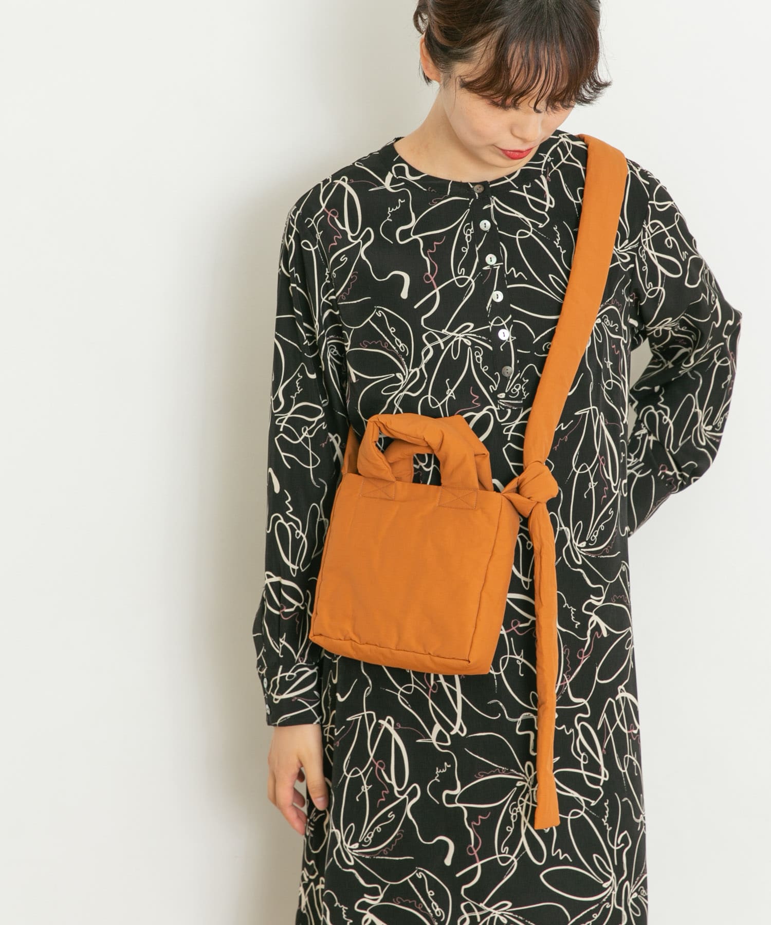 パデットショルダーバッグ BROWN FREE