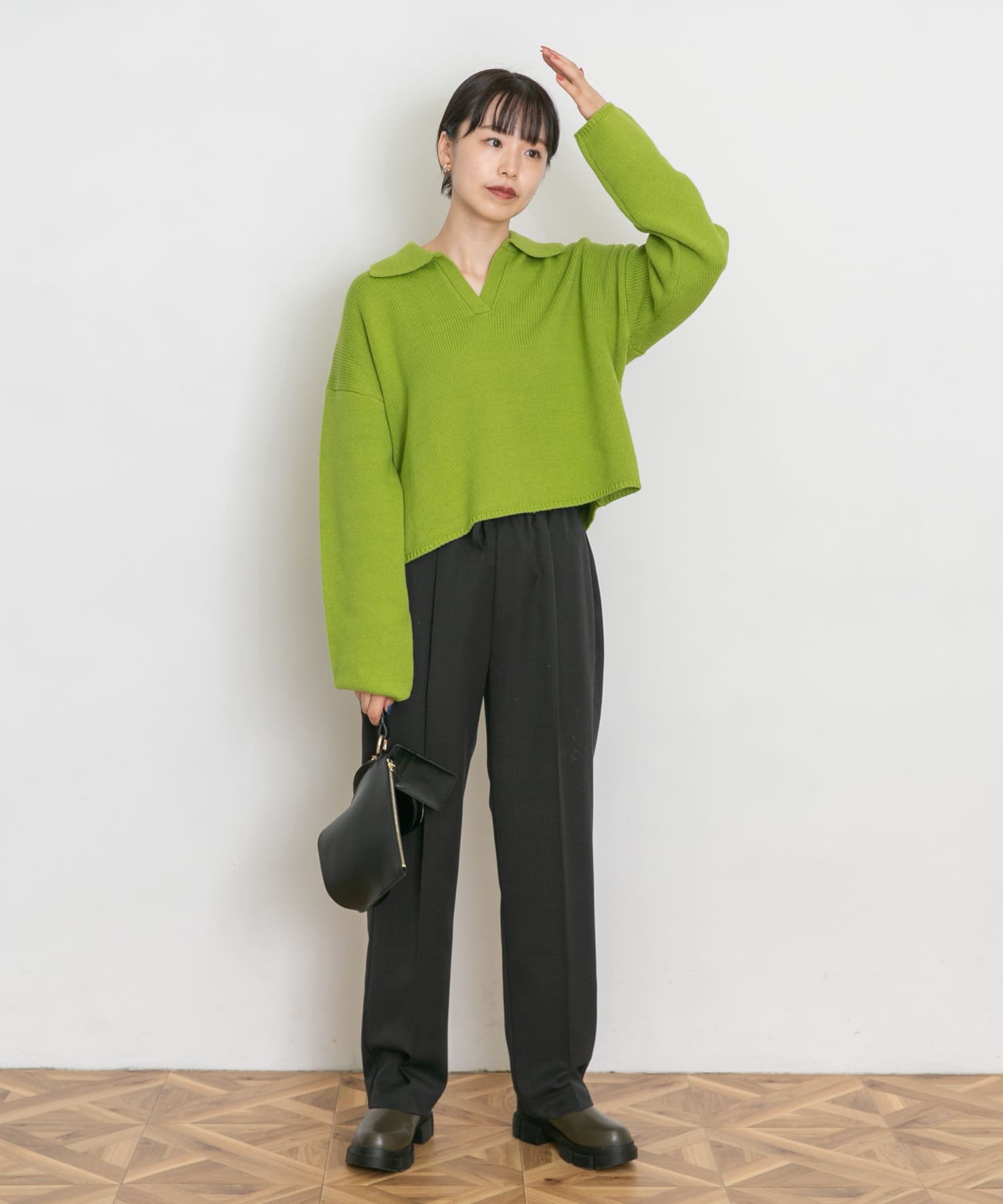 GREEN