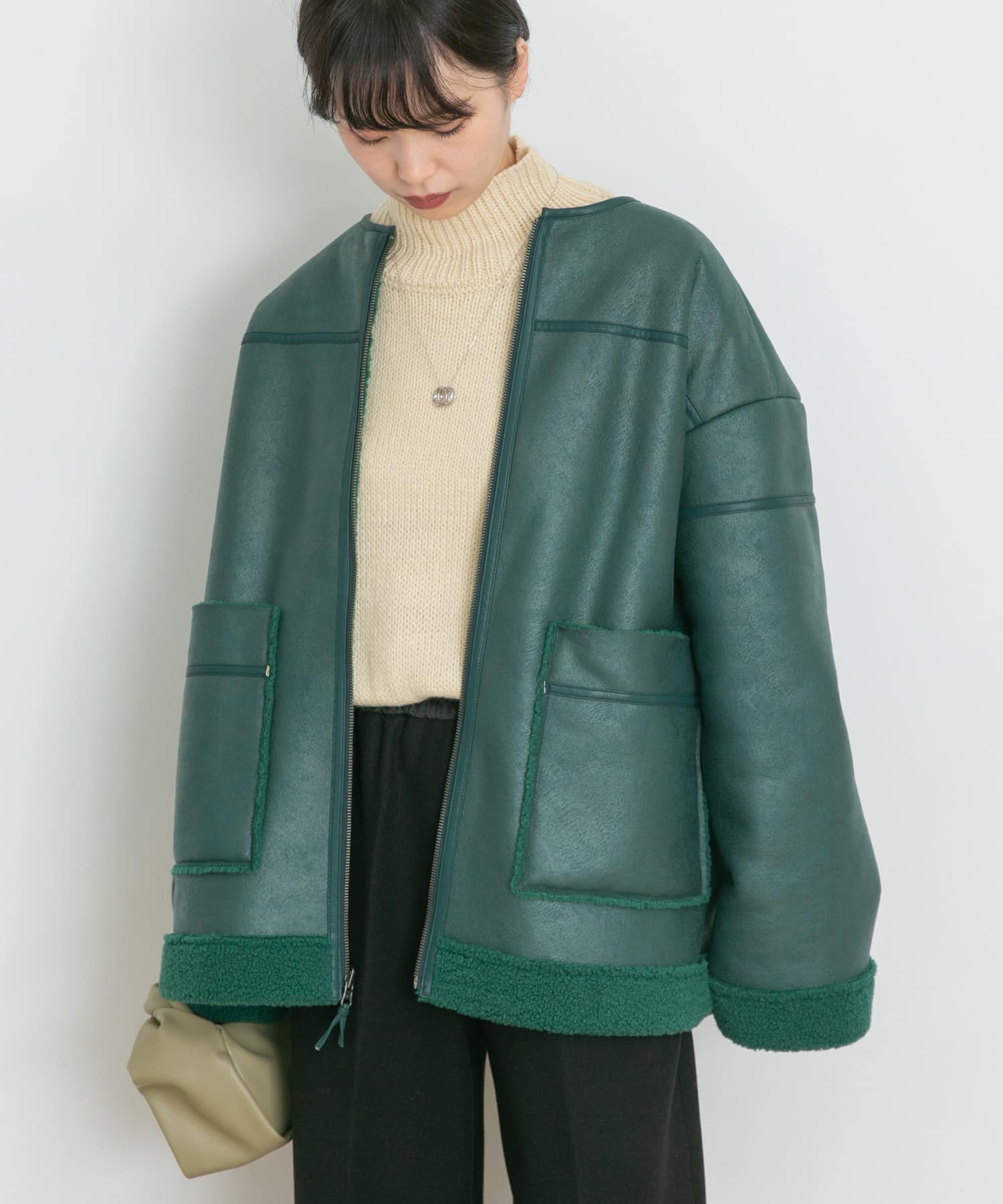 GREEN