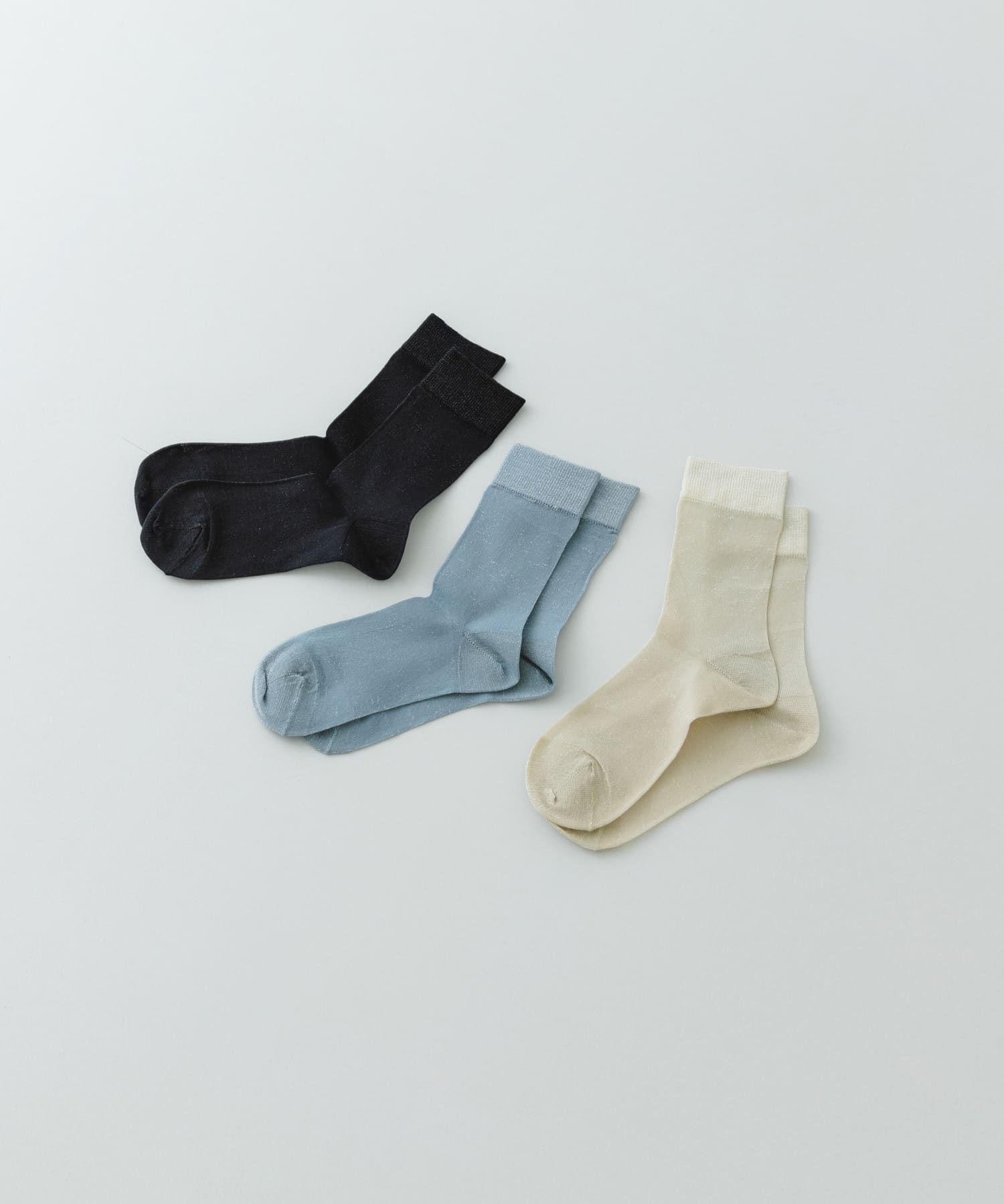 PIEDI NUDI　FINESSA MID SOCKS SAX -