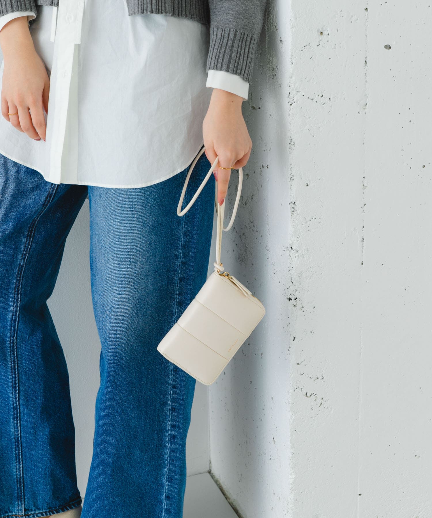 ADD CULUMN　PUFF THREE MULTI WALLET WHITE one