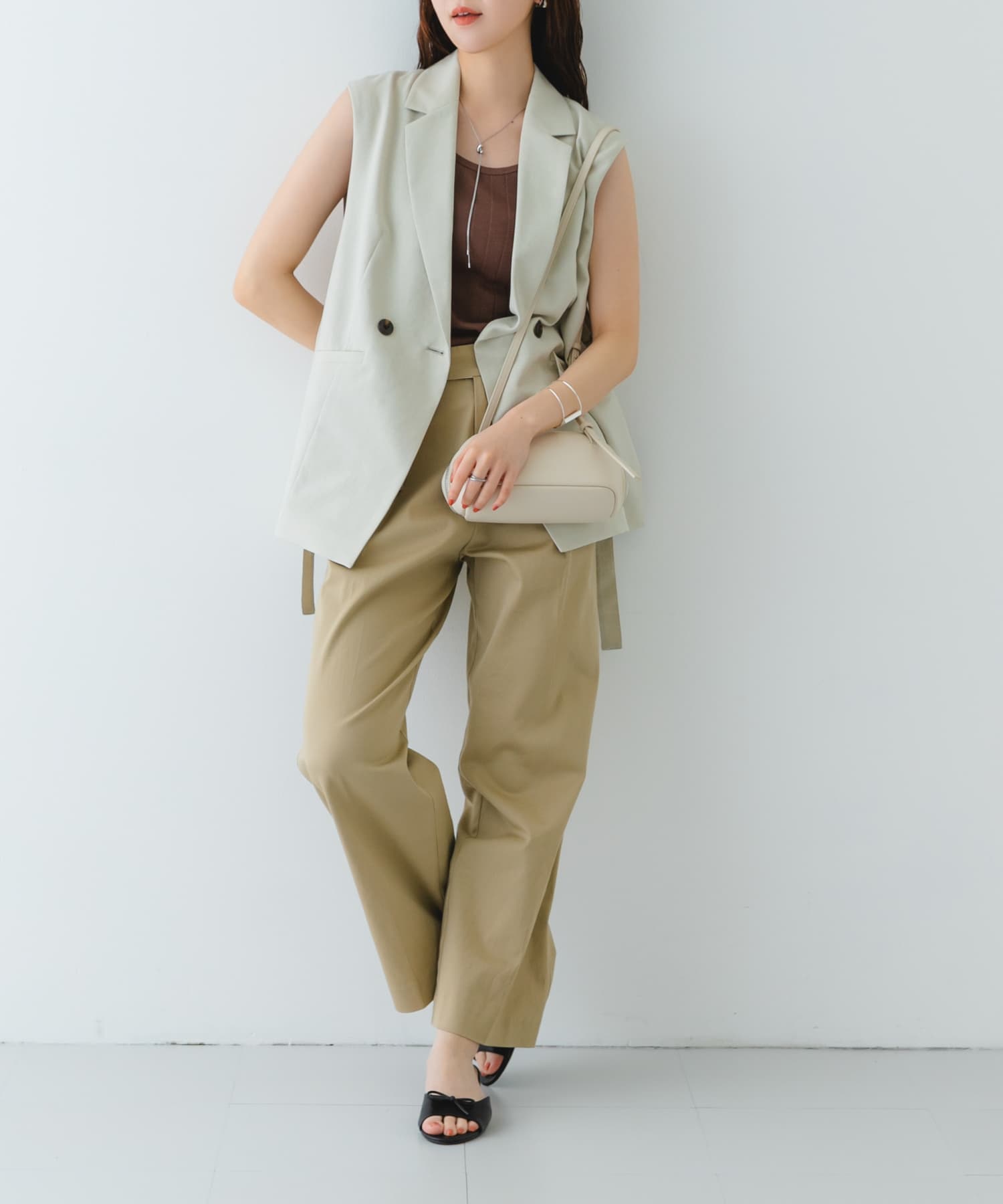 ADD CULUMN　FIGRE POCHETTE IVORY -