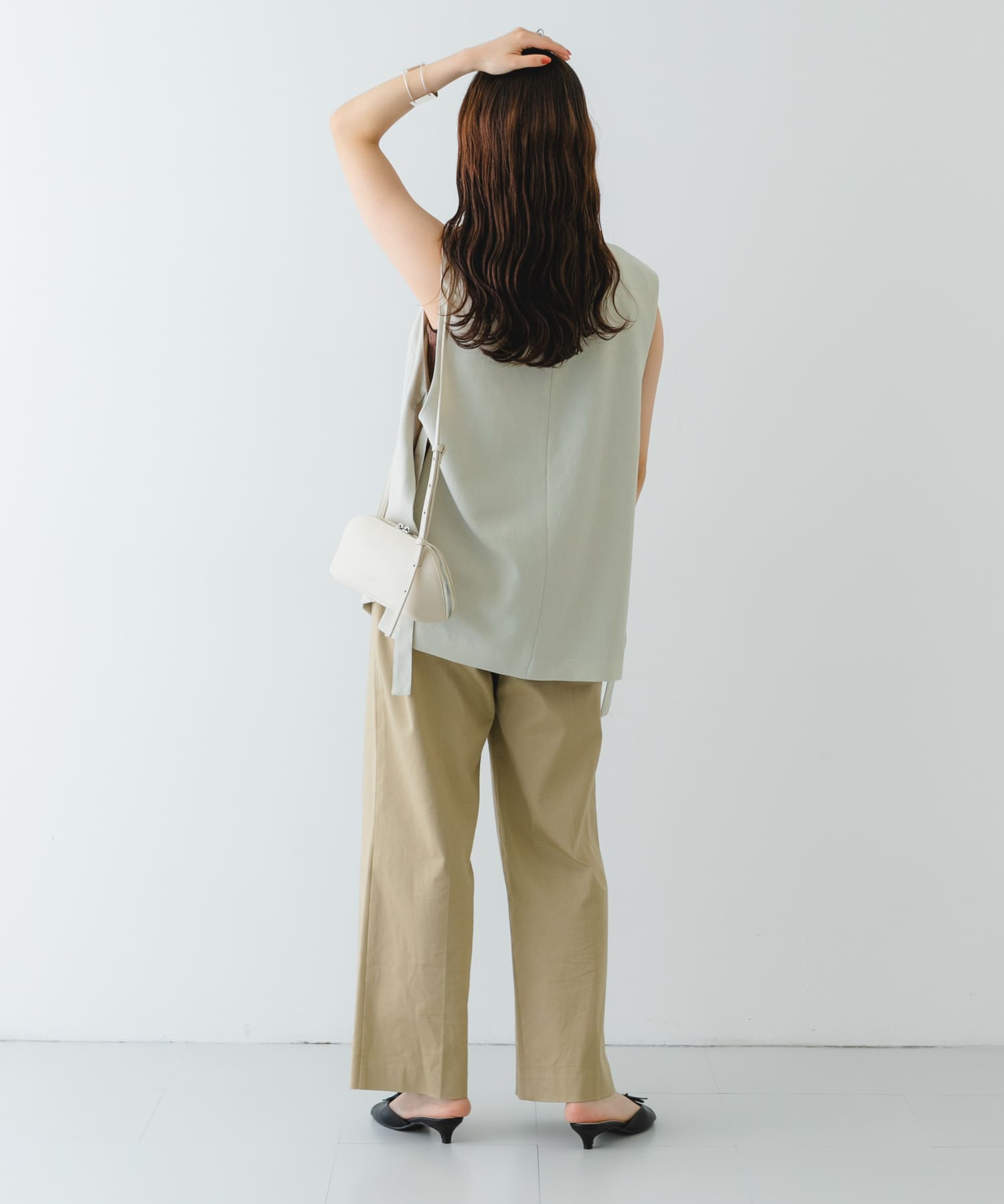 ADD CULUMN　FIGRE POCHETTE IVORY -