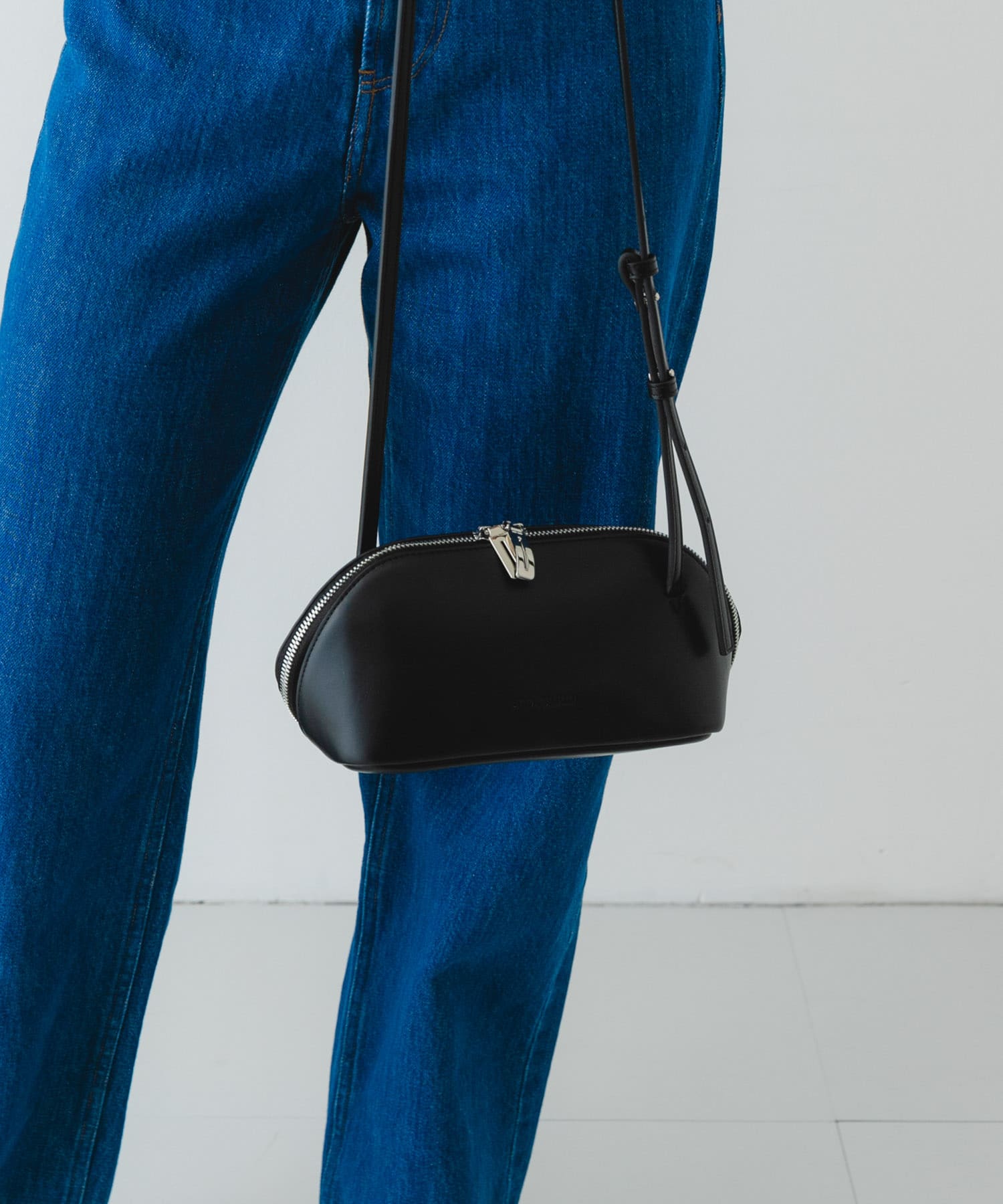 ADD CULUMN　FIGRE POCHETTE BLACK -
