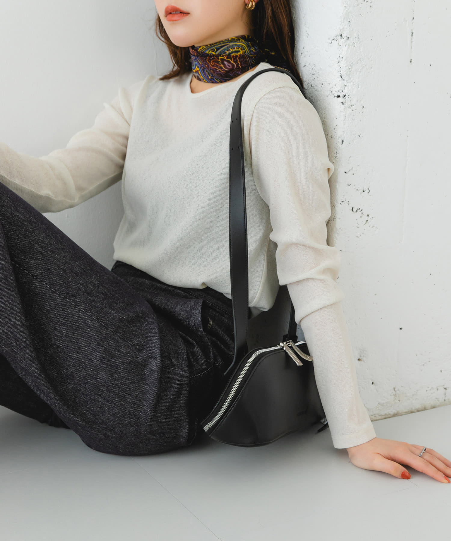 ADD CULUMN　FIGRE BODYBAG BLACK -