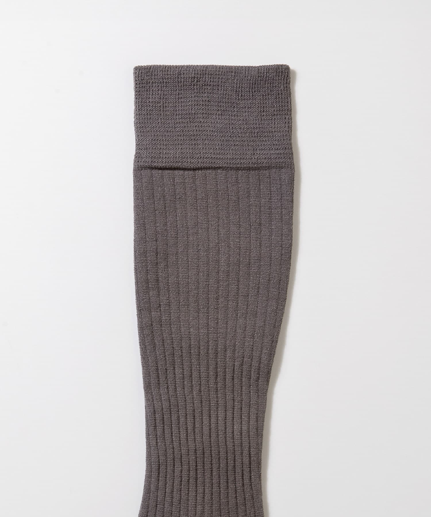 ミディアムグレー