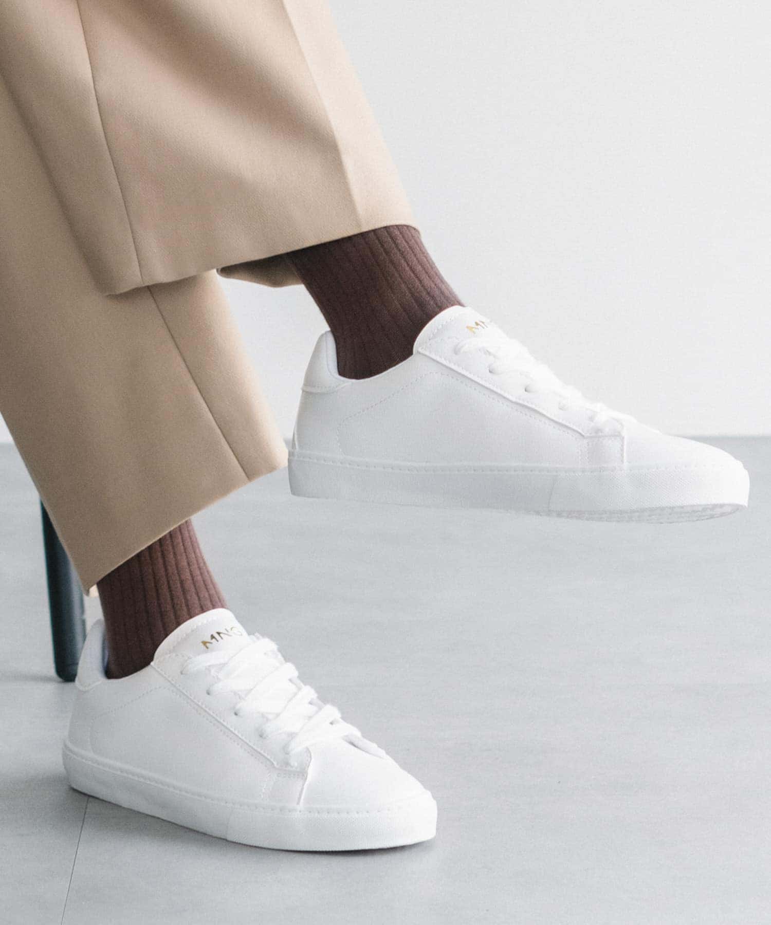 ナチュラルブラウン