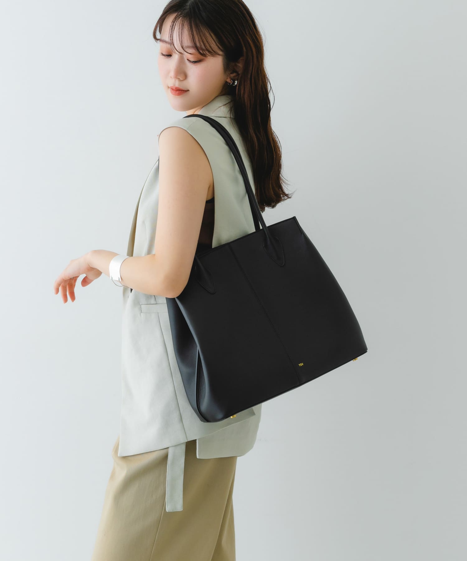 tov　PAON GRAND BLACK -