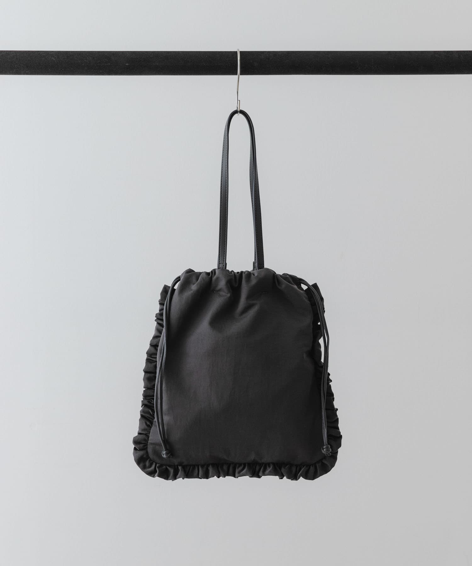 hun RODESKO　Frill 2WAYフリル巾着トートバッグ GRAY one