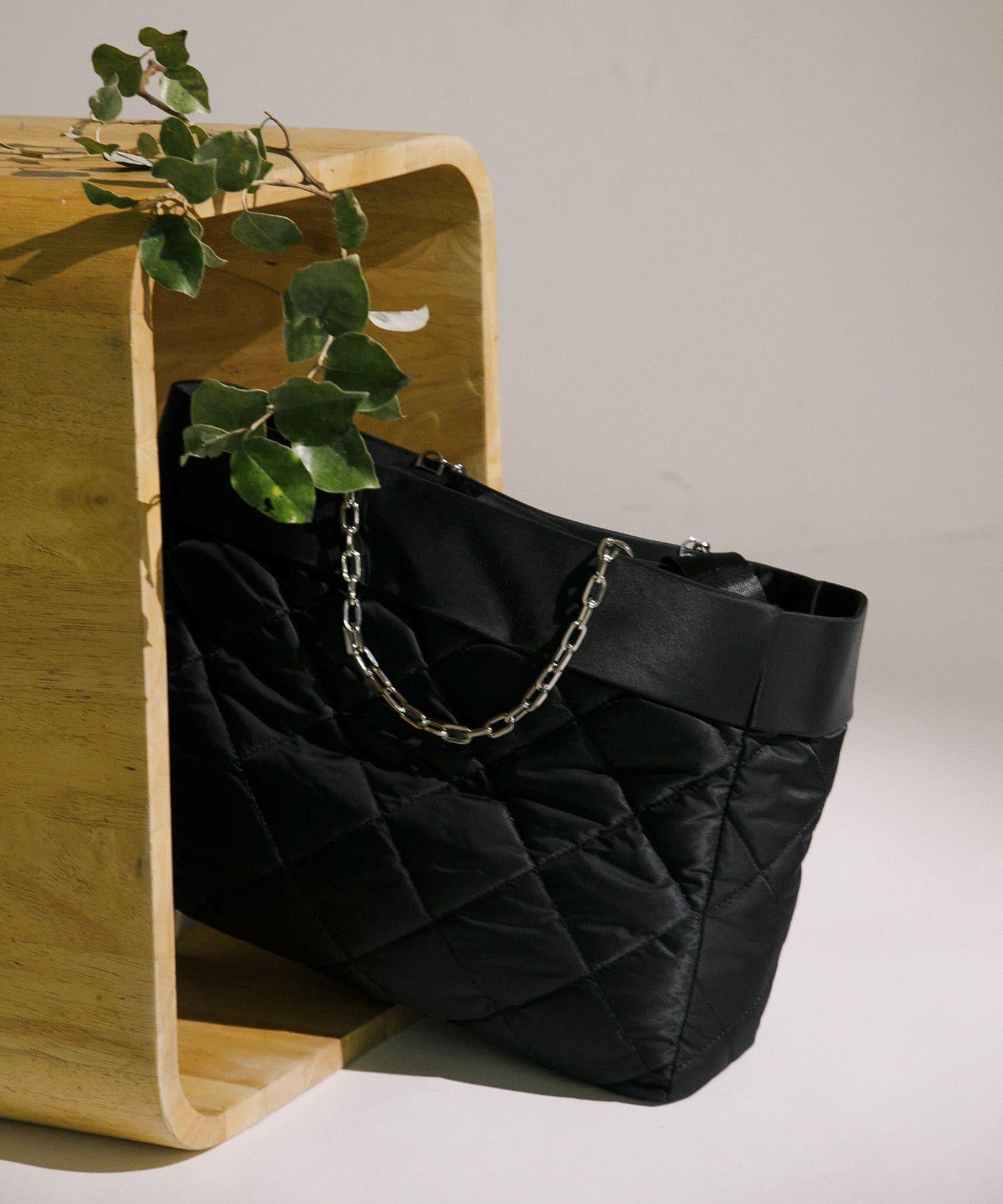 hun RODESKO　Quilting tote キルティングチェーン2wayトートバッグ