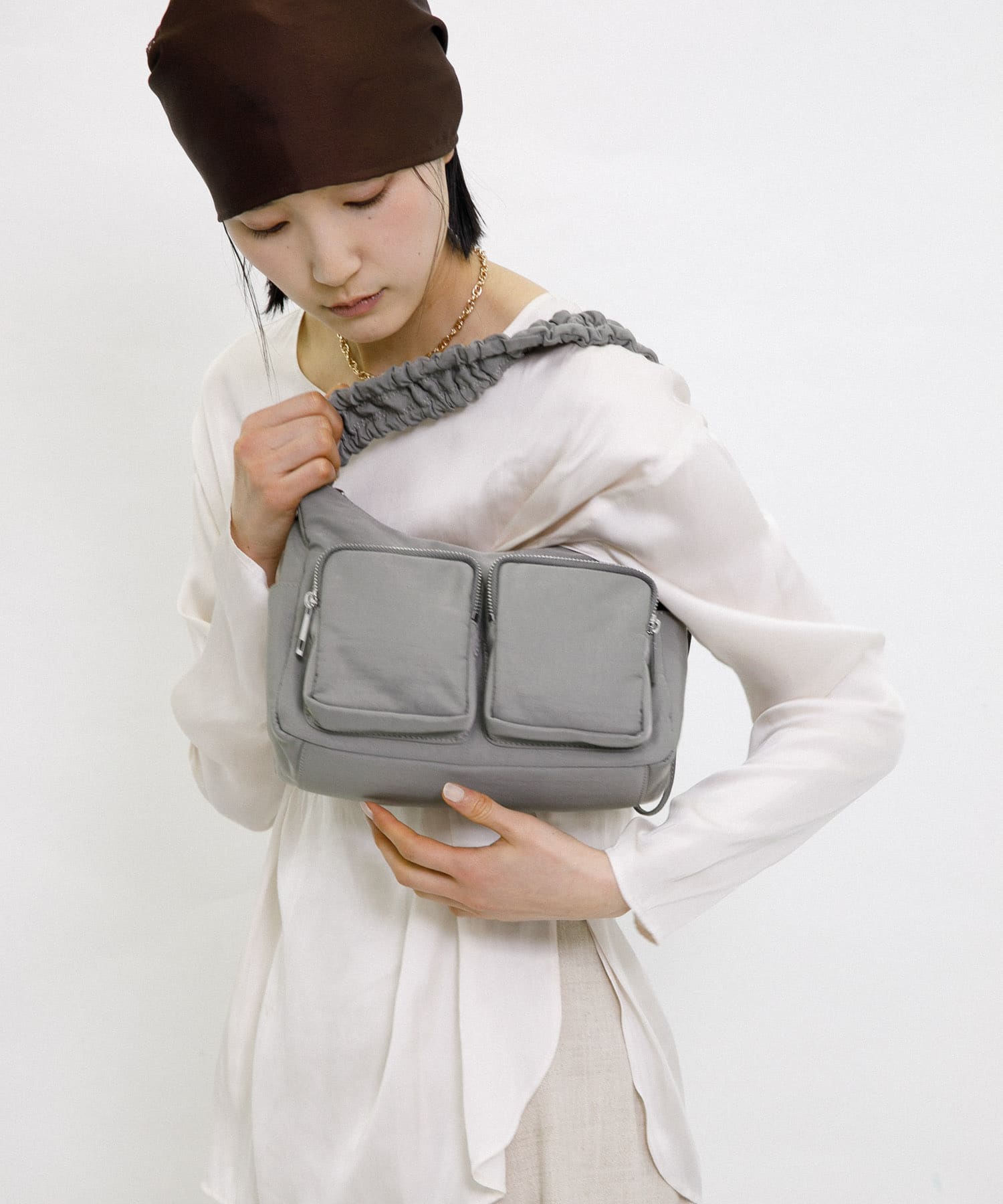 hun RODESKO　Gather pocket GRAY one