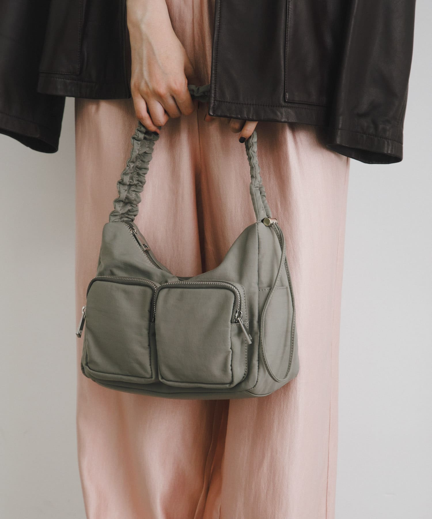 hun RODESKO　Gather pocket GRAY one