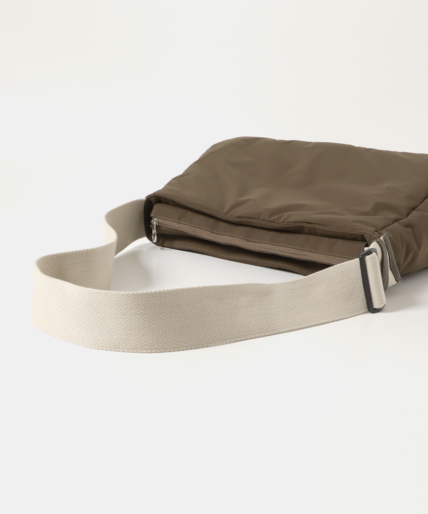 hun RODESKO　Pated Belt KHAKI one