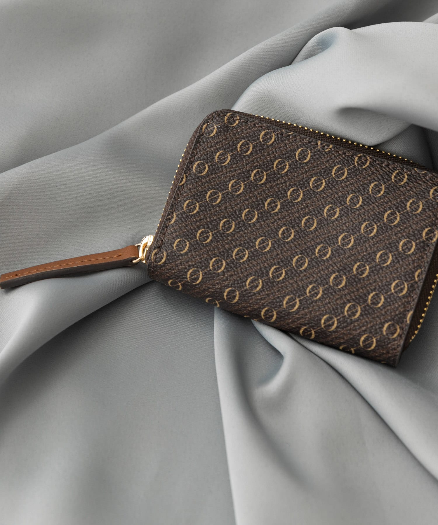 モノグラムカードケース BROWN one