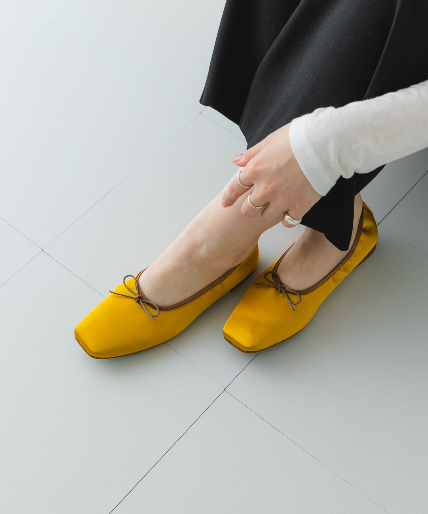 『MADE IN JAPAN』 サテンスクエアトゥバレエシューズ MUSTARD 36