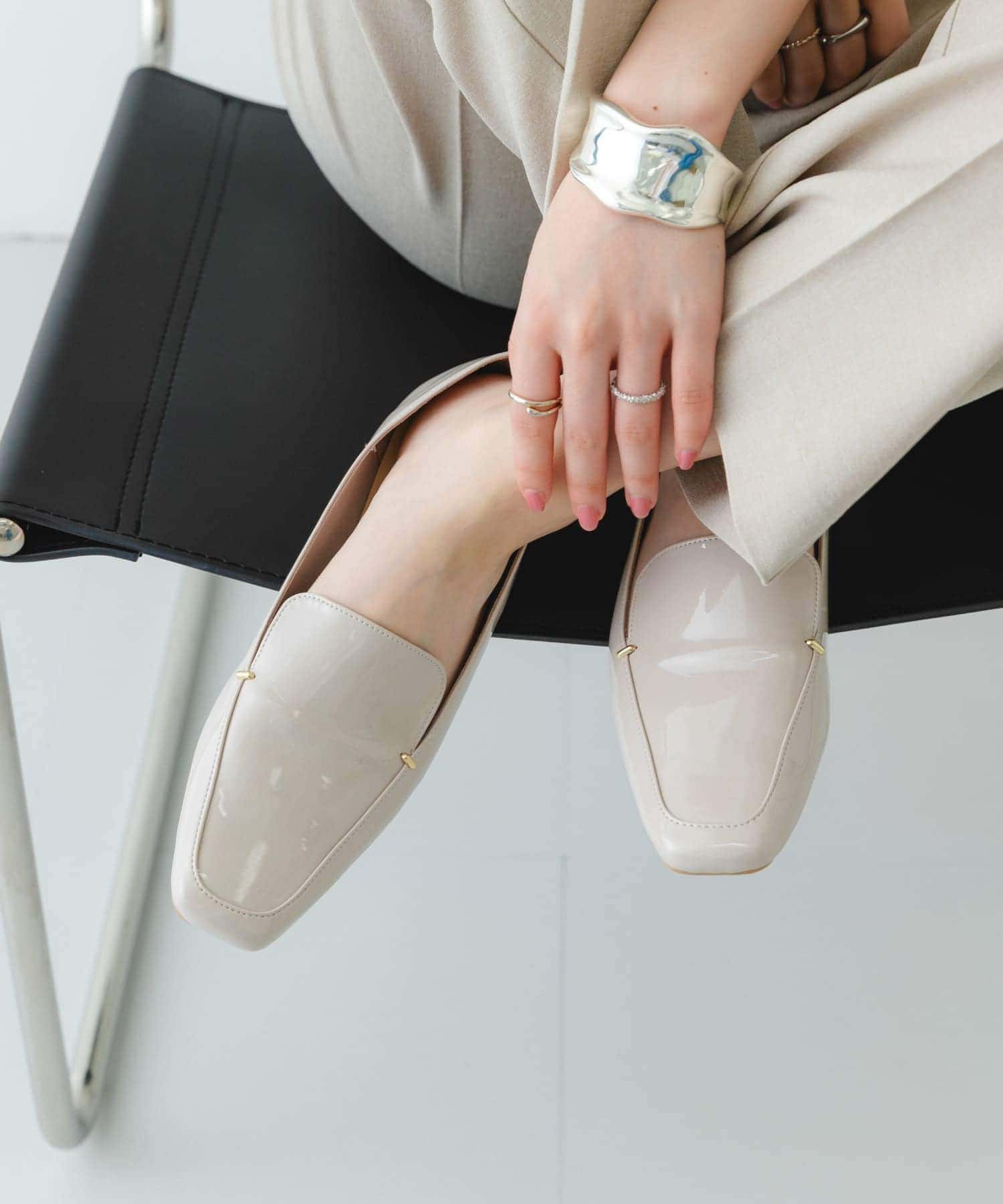 『MADE IN JAPAN』スクエアトゥプチメタルローファー GRAY/E 36