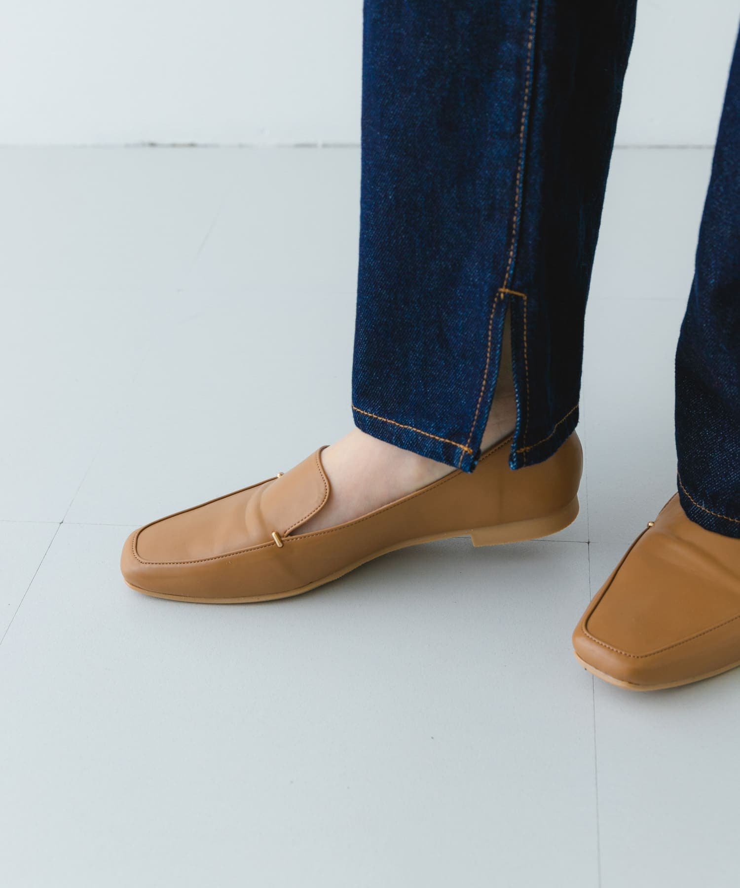 『MADE IN JAPAN』スクエアトゥプチメタルローファー MILK TEA 36
