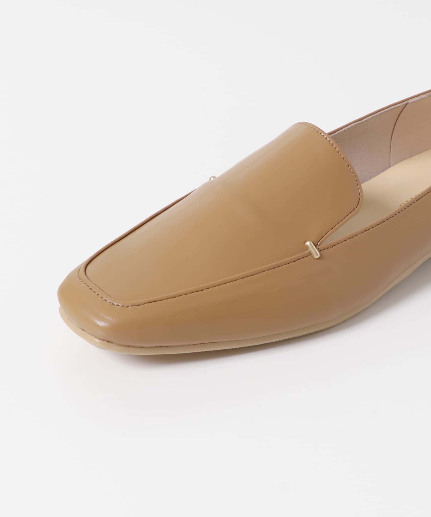 『MADE IN JAPAN』スクエアトゥプチメタルローファー MILK TEA 36
