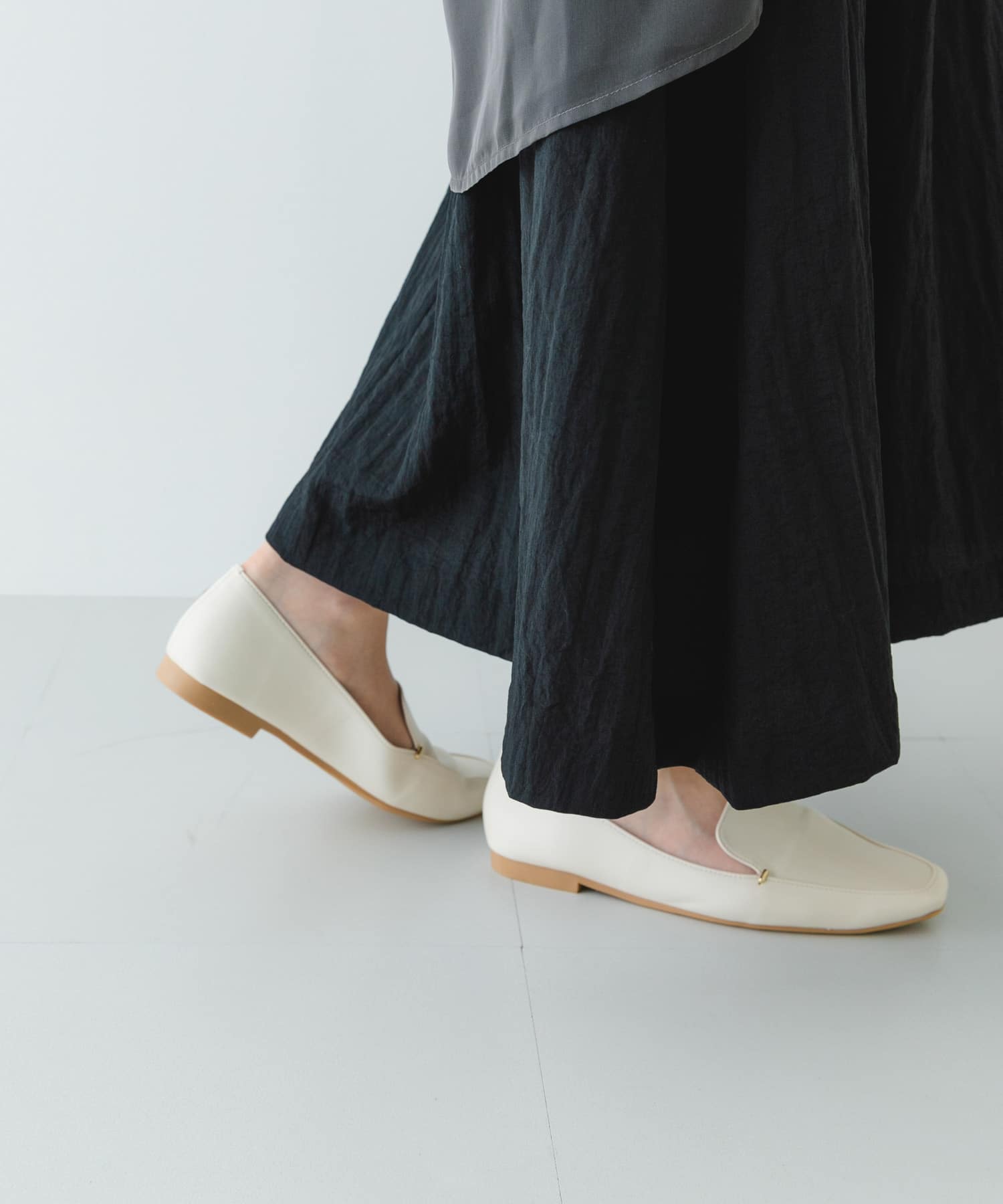 『MADE IN JAPAN』スクエアトゥプチメタルローファー OFF WHITE 36