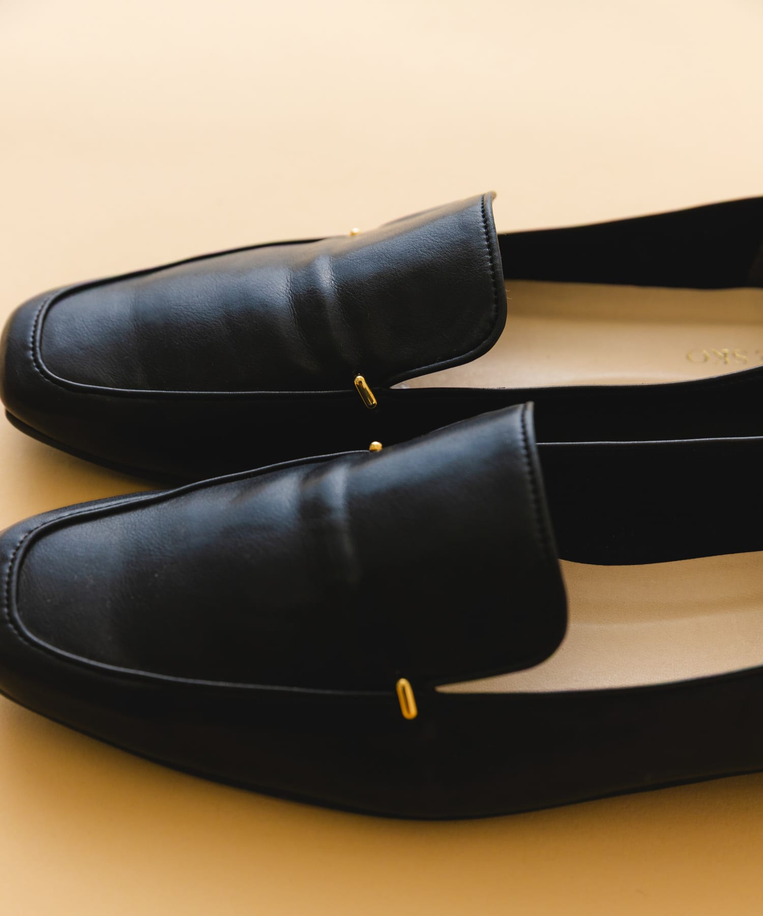 『MADE IN JAPAN』スクエアトゥプチメタルローファー BLACK 37