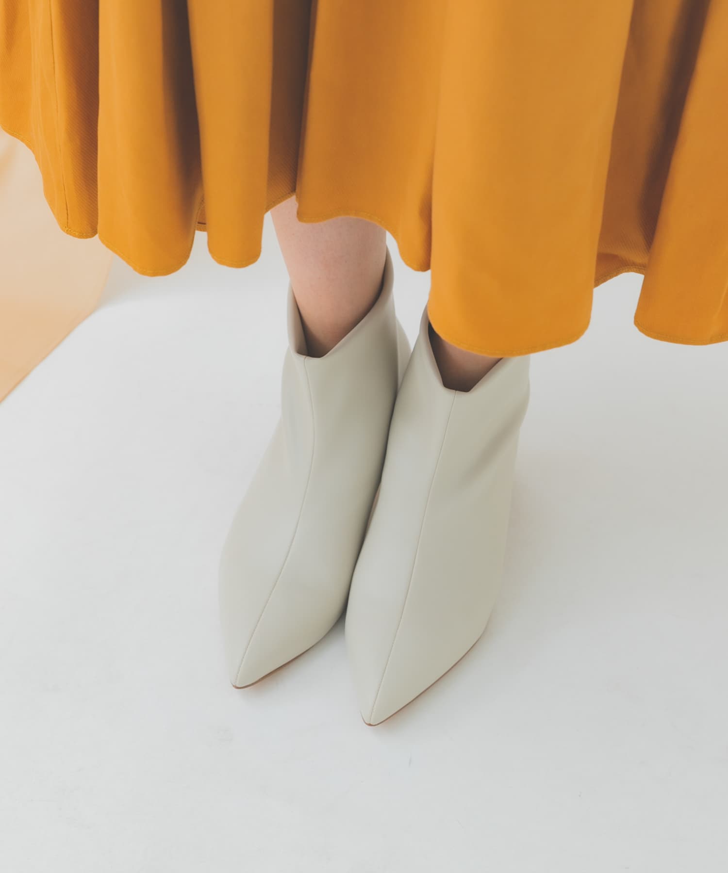 ソフトショートブーツ IVORY 36