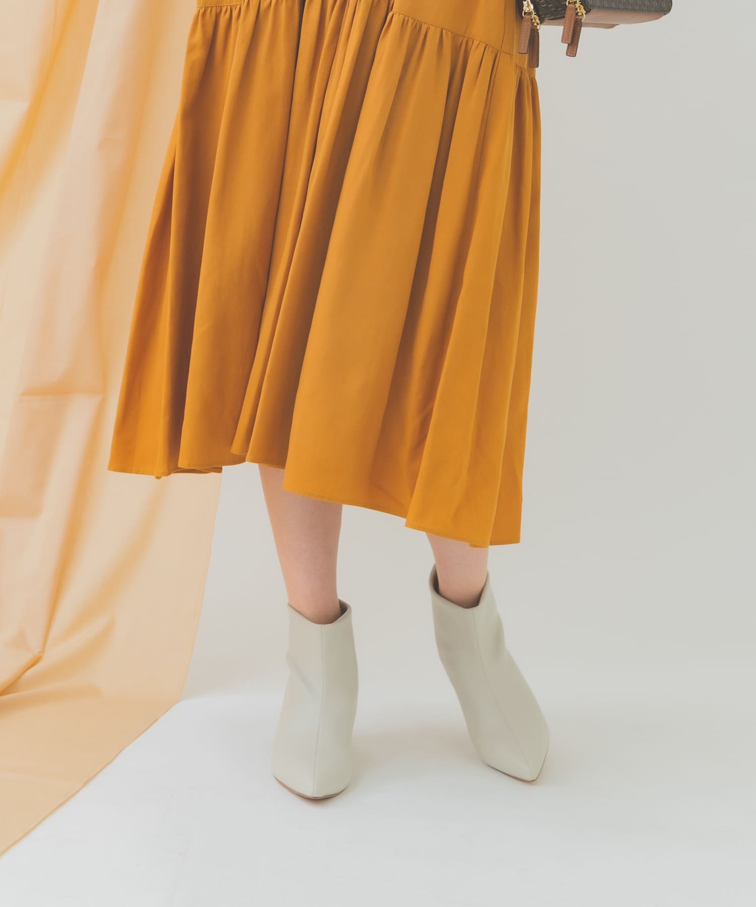 ソフトショートブーツ IVORY 37