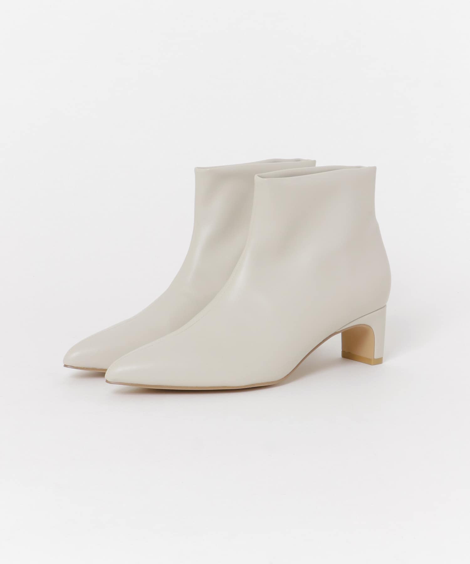 ソフトショートブーツ IVORY 36