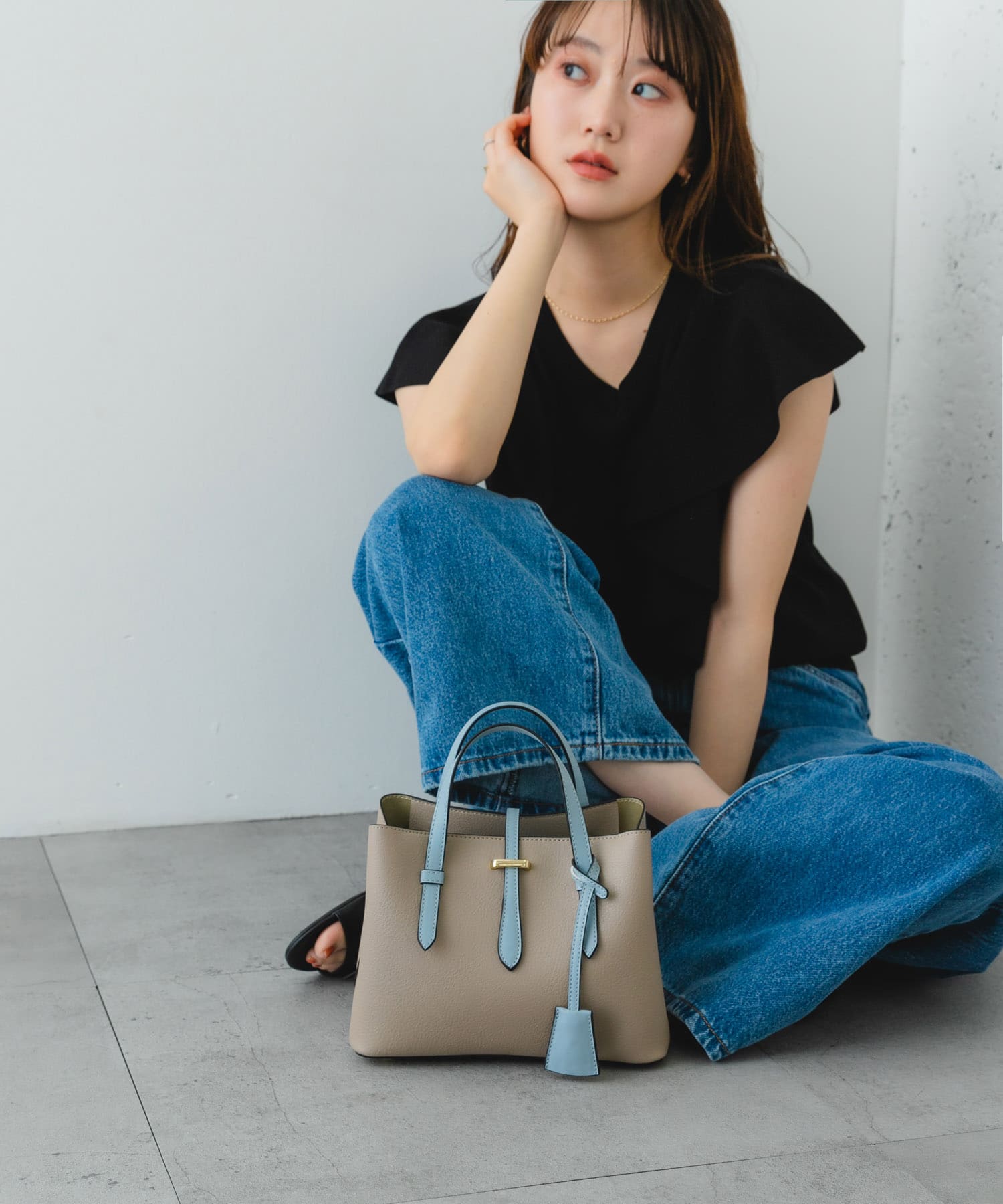 チャーム付ミニバッグ『Ssize』 BLUE one