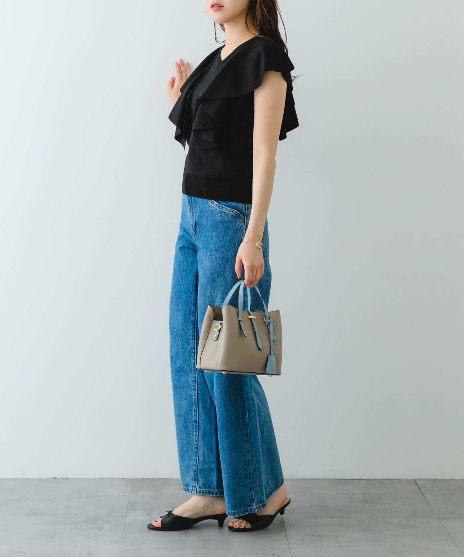 チャーム付ミニバッグ『Ssize』 BLUE one