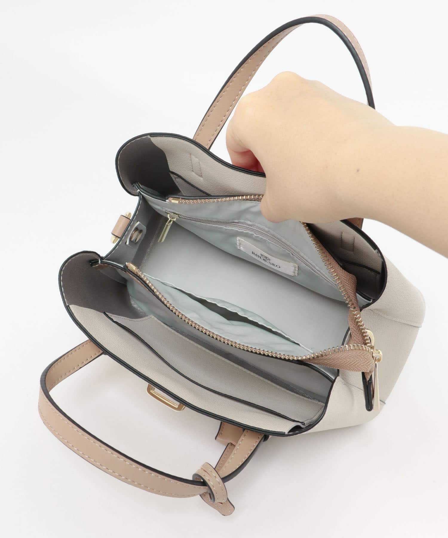 チャーム付ミニバッグ『Ssize』 IVORY one