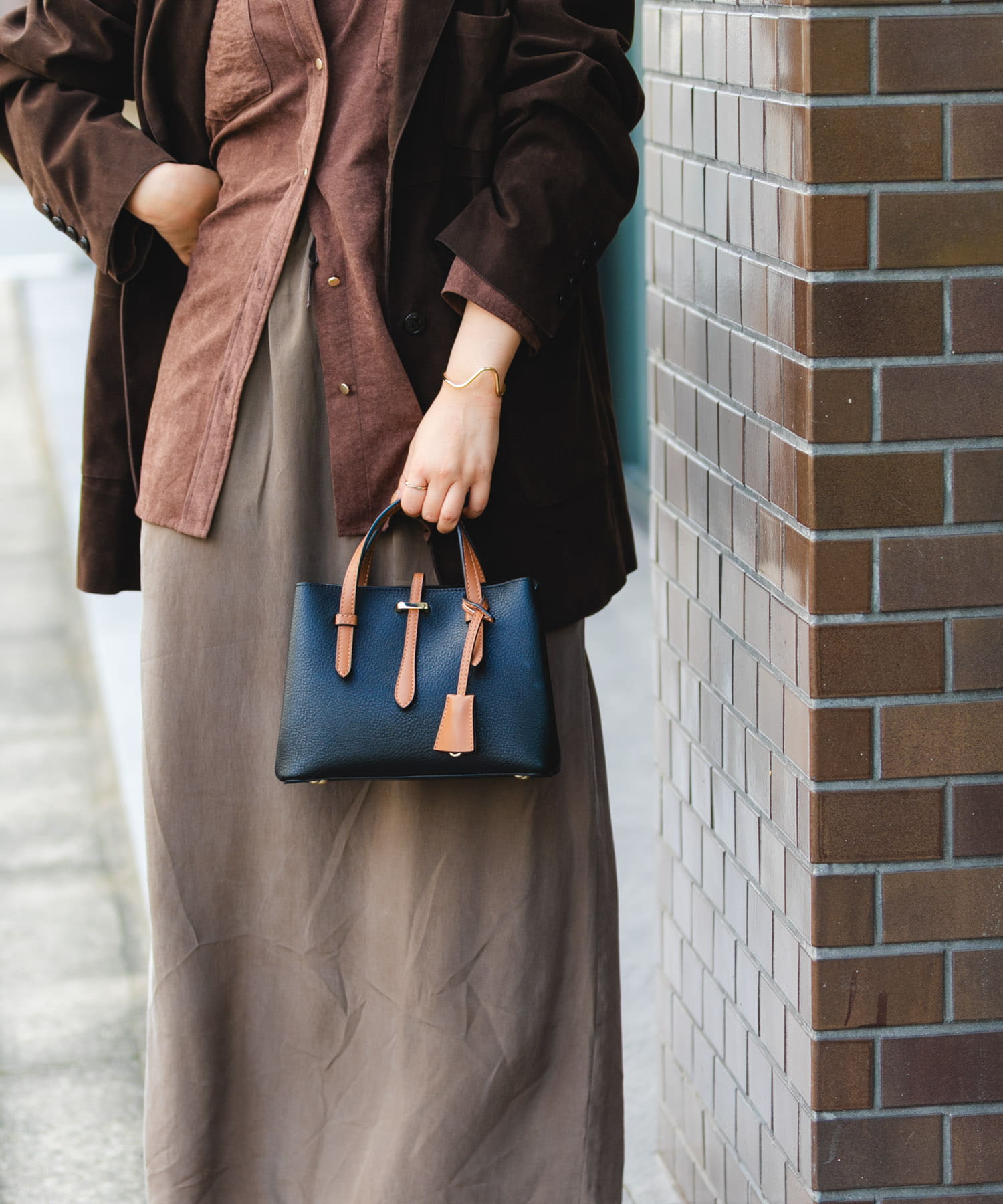 チャーム付ミニバッグ『Ssize』 BLACKxCML one