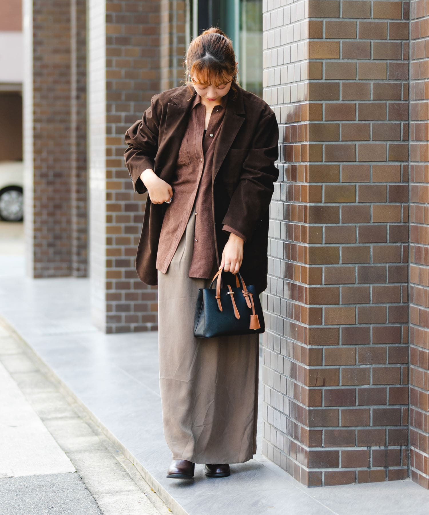 チャーム付ミニバッグ『Ssize』(one LIGHT GRAY): バッグ｜URBAN