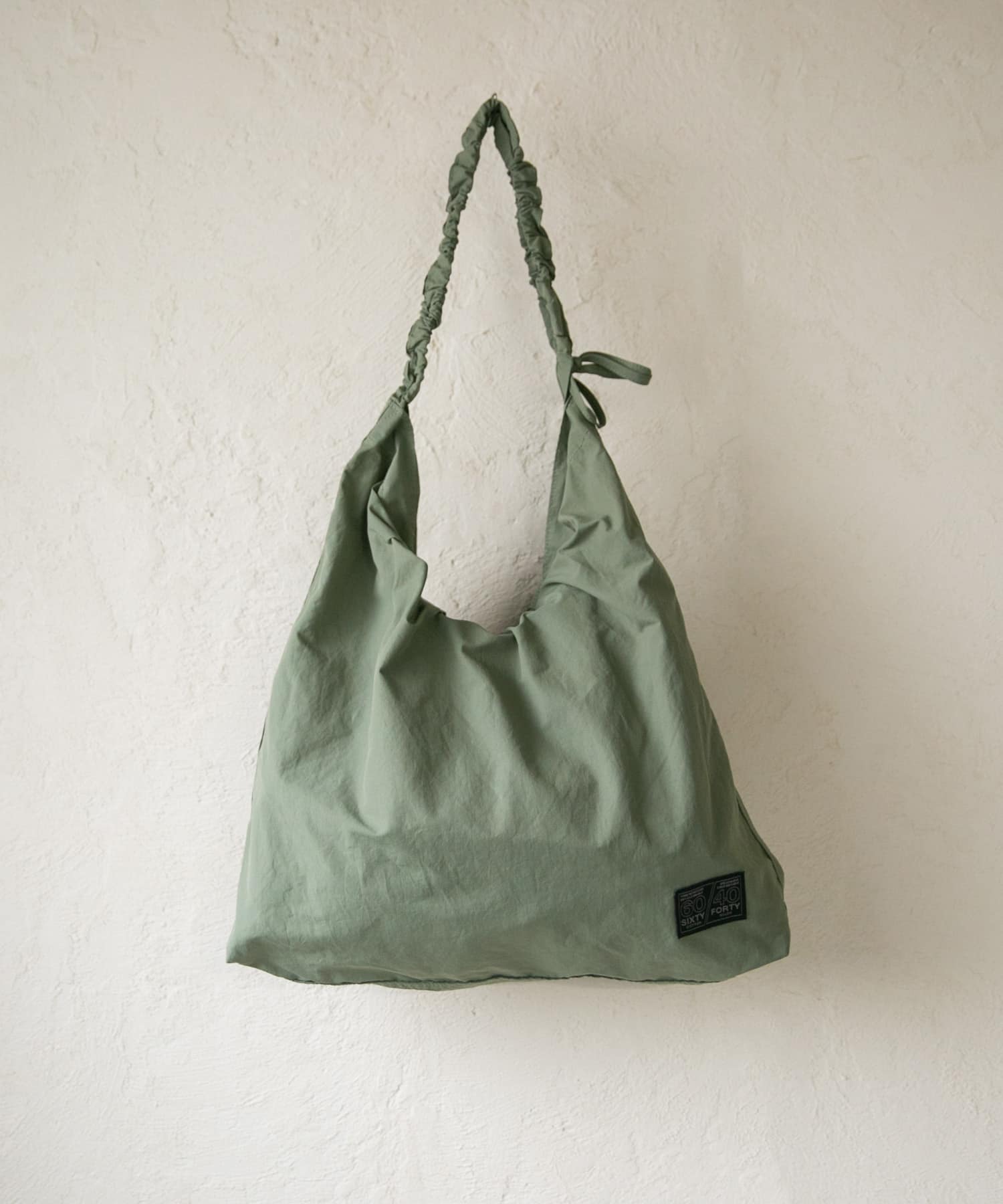 『ユニセックス』ロクヨンギャザーショルダートートバッグ KHAKI one