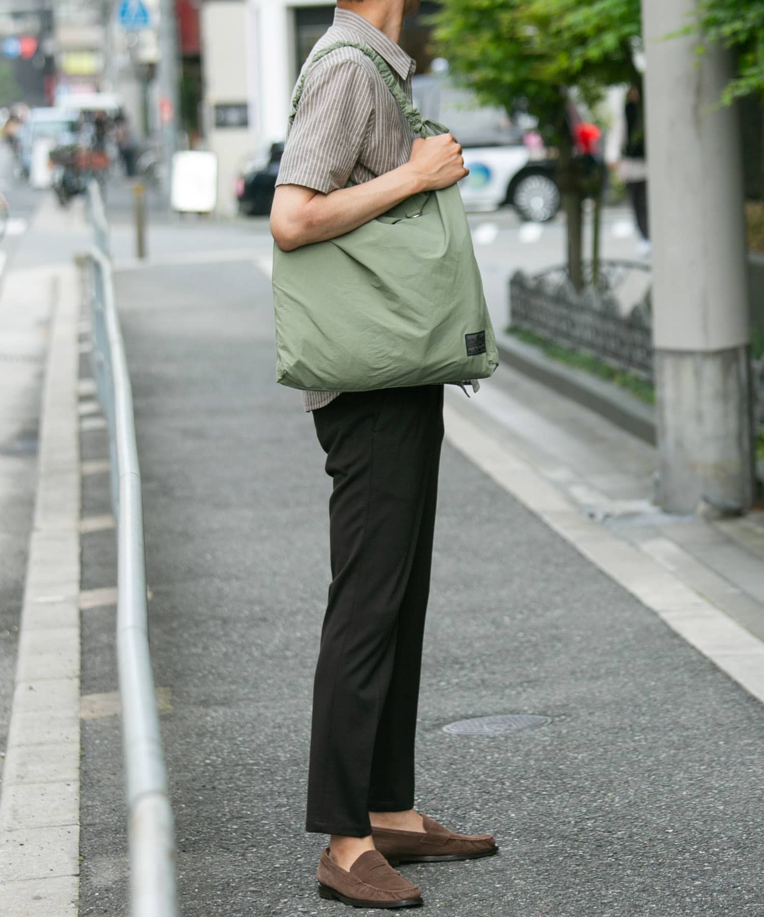 『ユニセックス』ロクヨンギャザーショルダートートバッグ KHAKI one