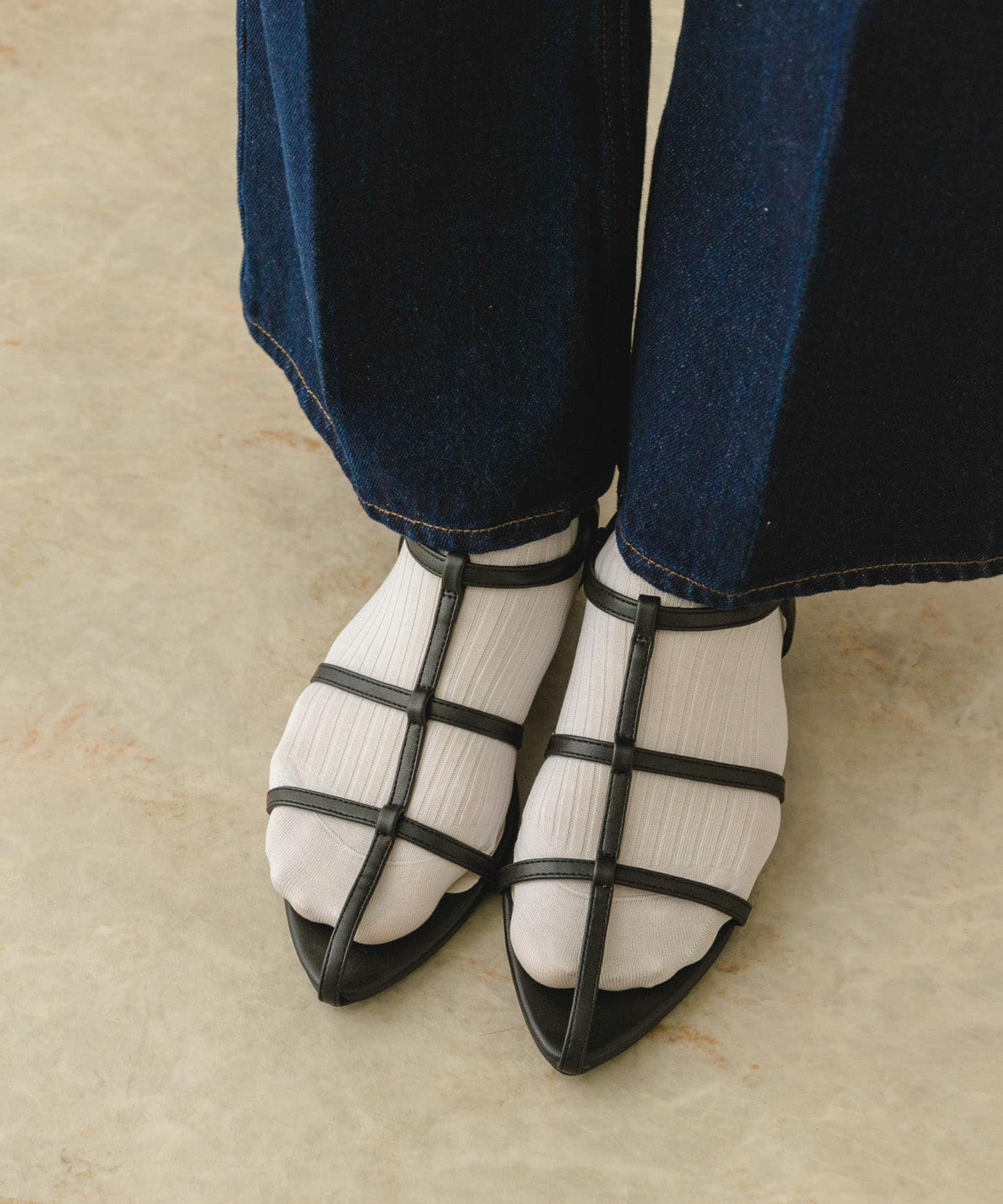 ナローストラップサンダル BLACK 37