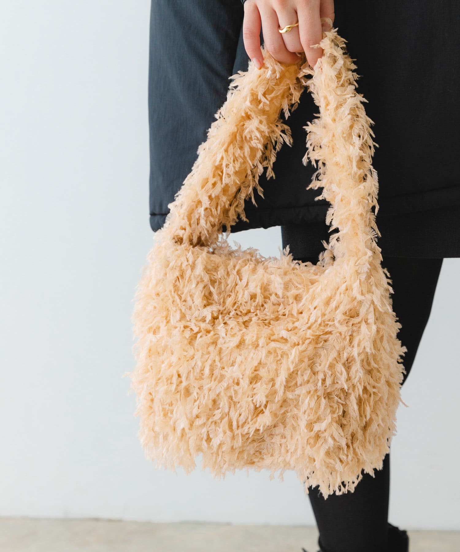 フリンジワンショルダーバッグ BEIGE one