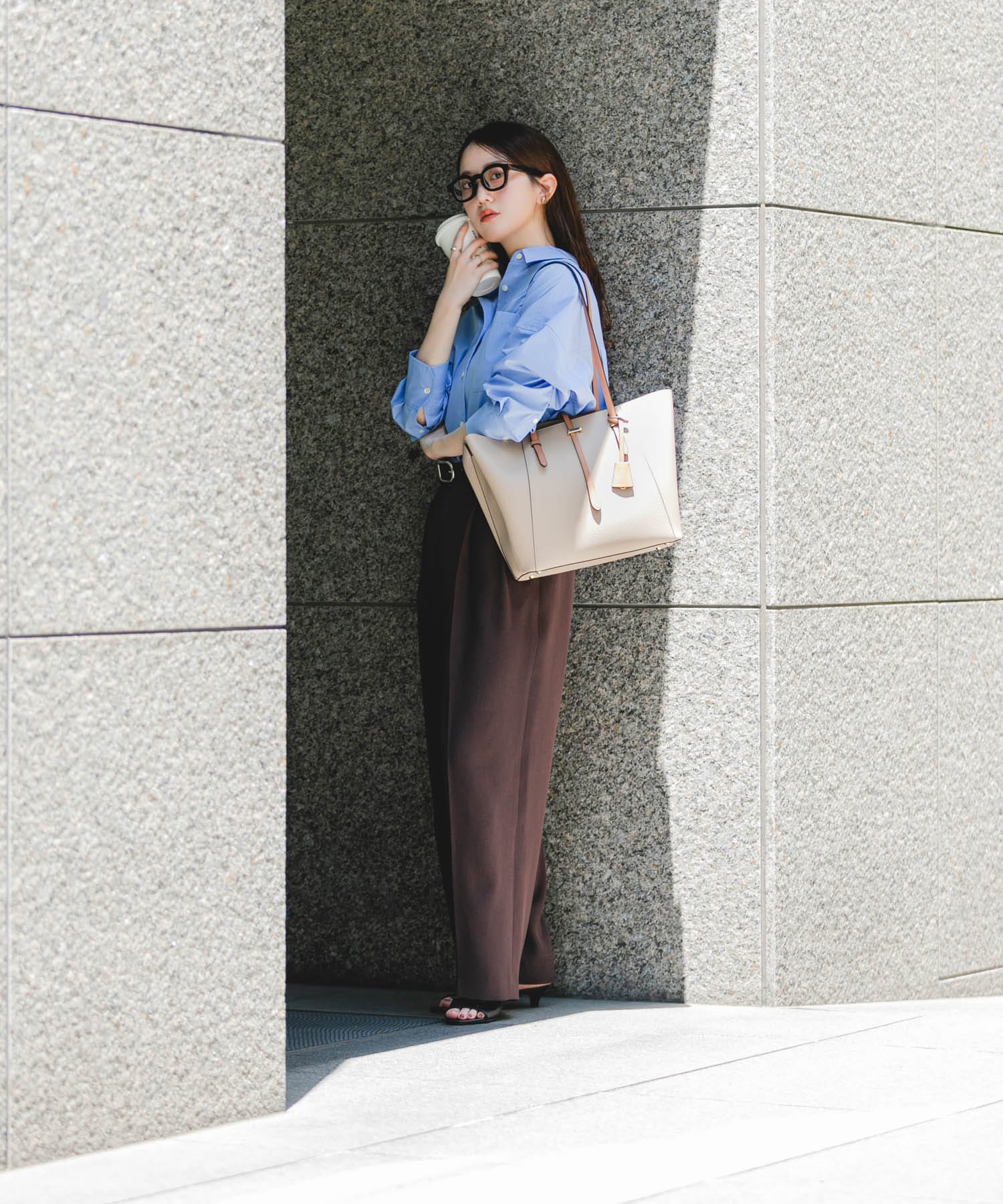 SAND BEIGE